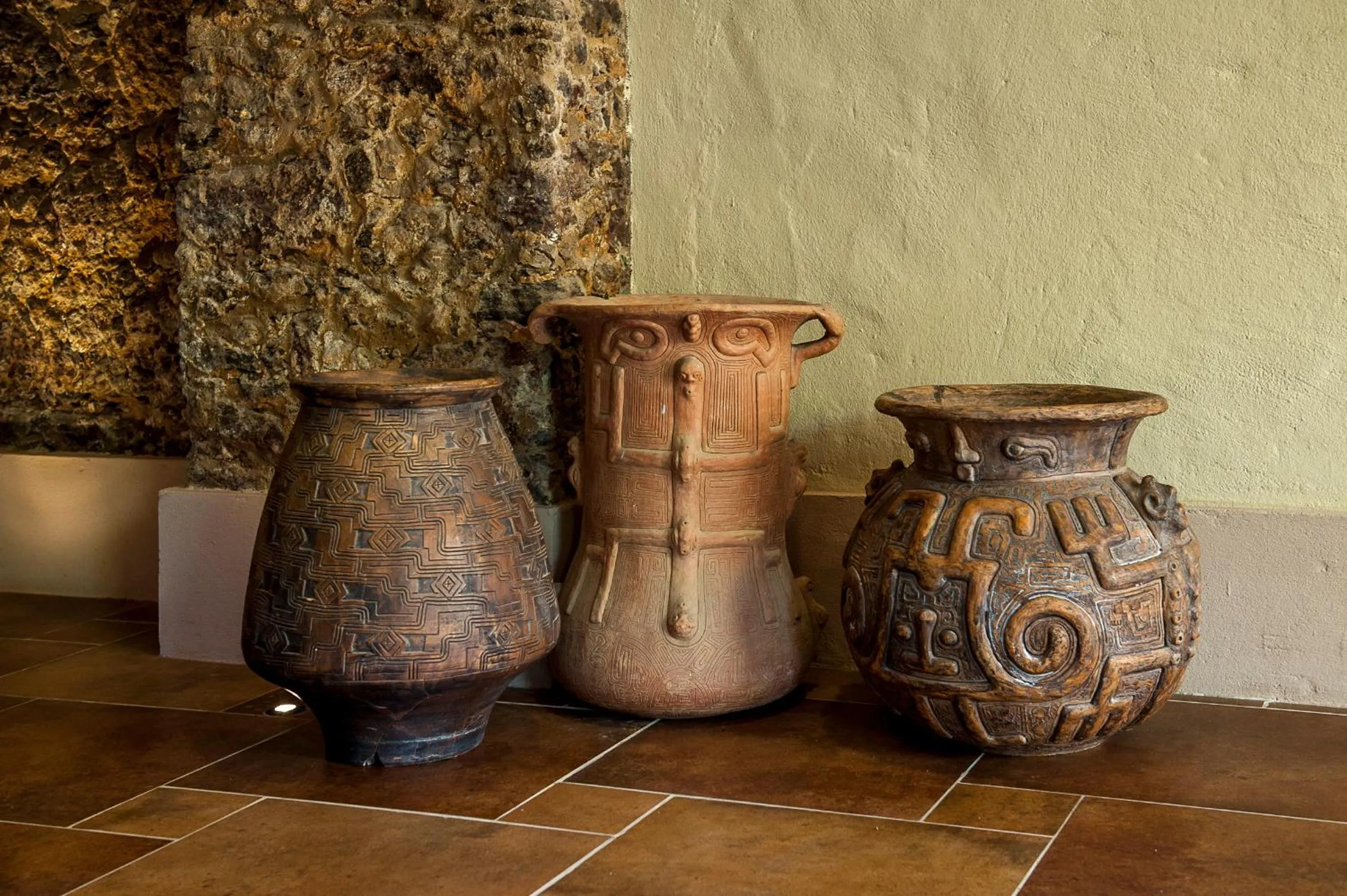 Decorative detail in Atrium Hotel Quinta De Pedras