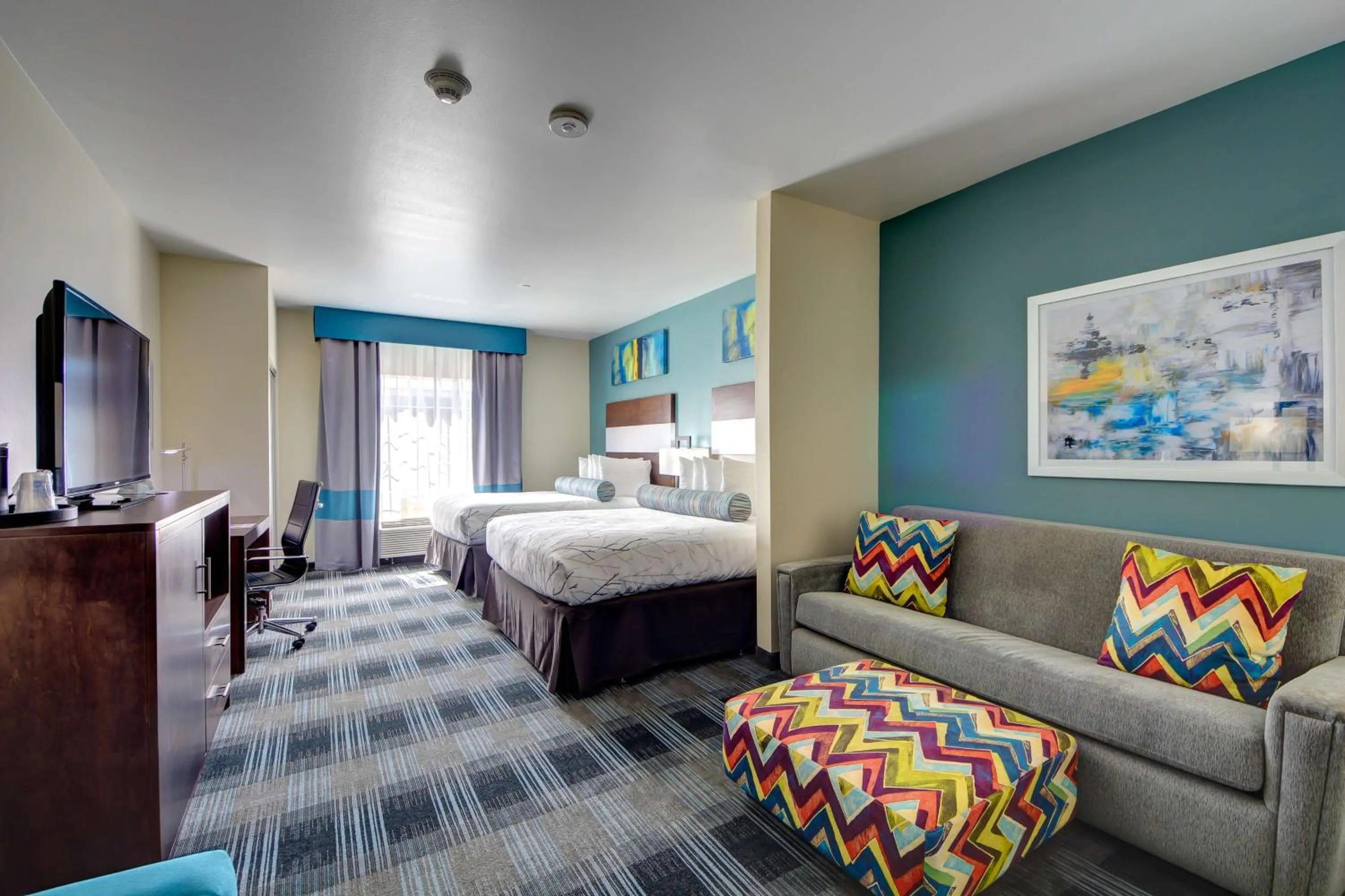 Photo of the whole room in Best Western PLUS Inn of Muskogee