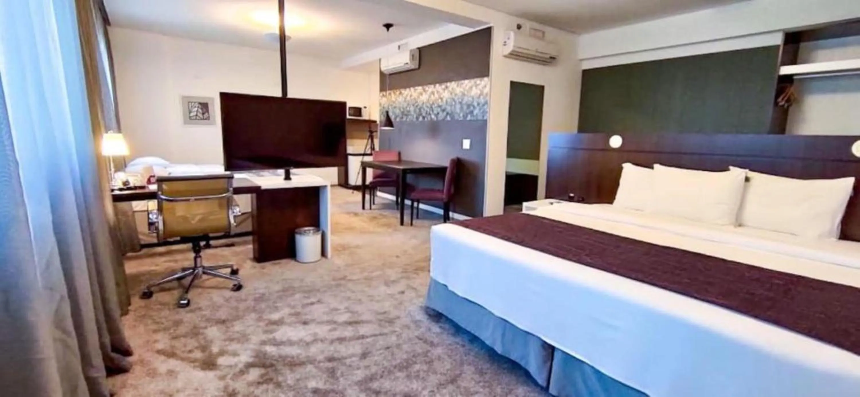 Bedroom, Bed in Blue Tree Premium Alphaville