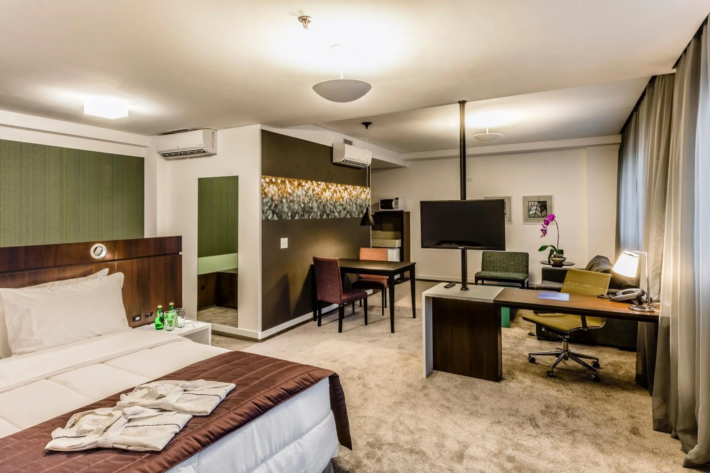 TV and multimedia, Bed in Blue Tree Premium Alphaville