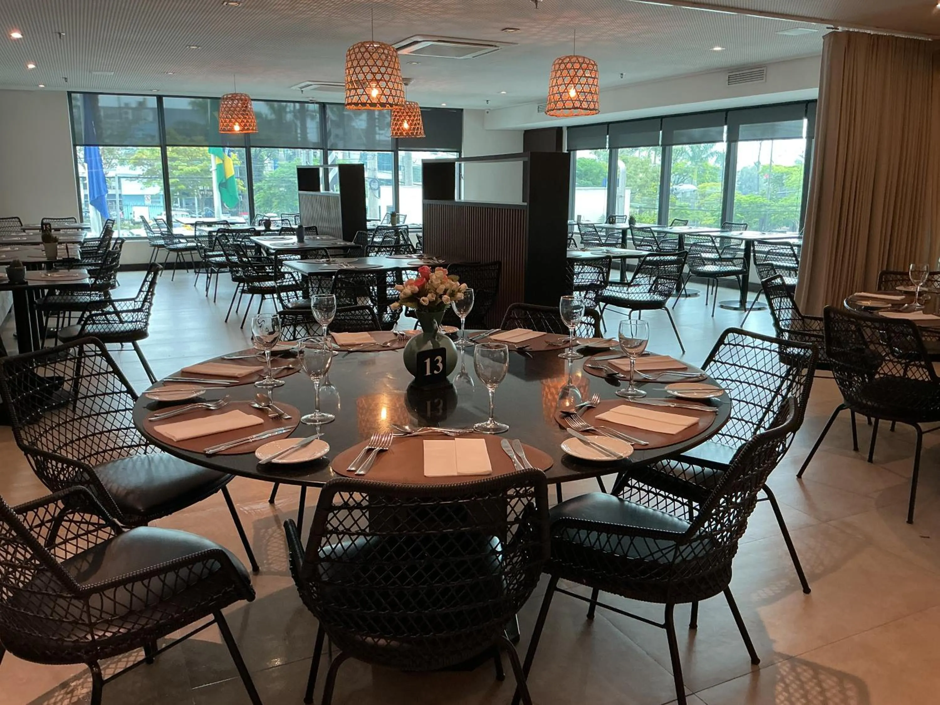 Restaurant/places to eat in Blue Tree Premium Alphaville