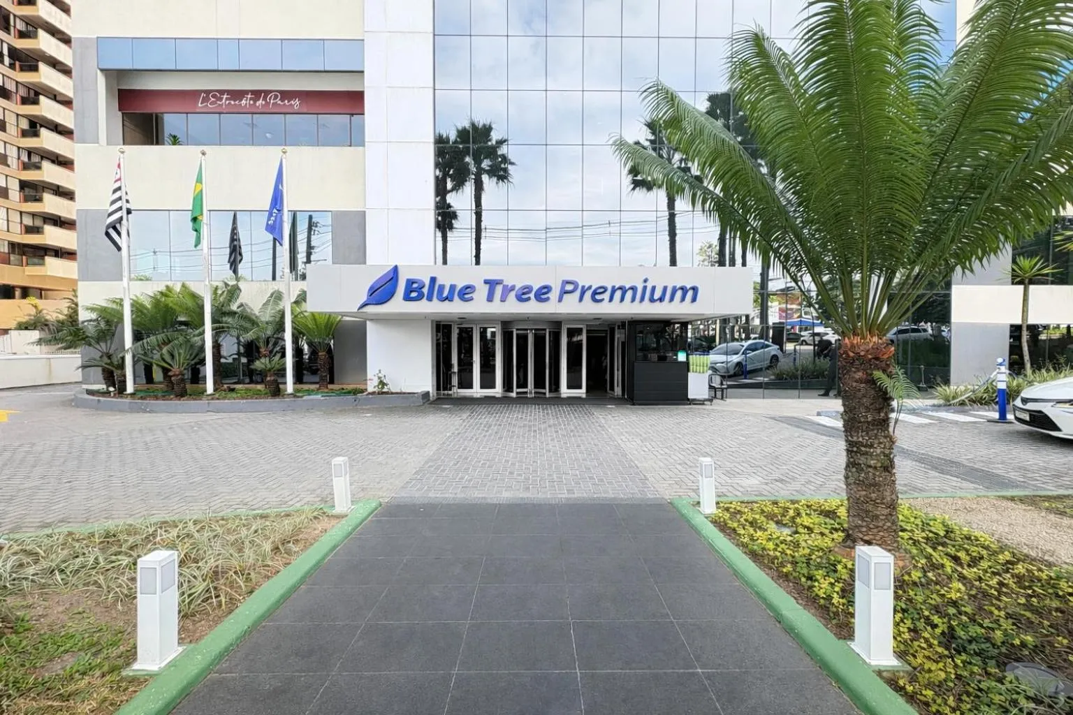 Property building in Blue Tree Premium Alphaville