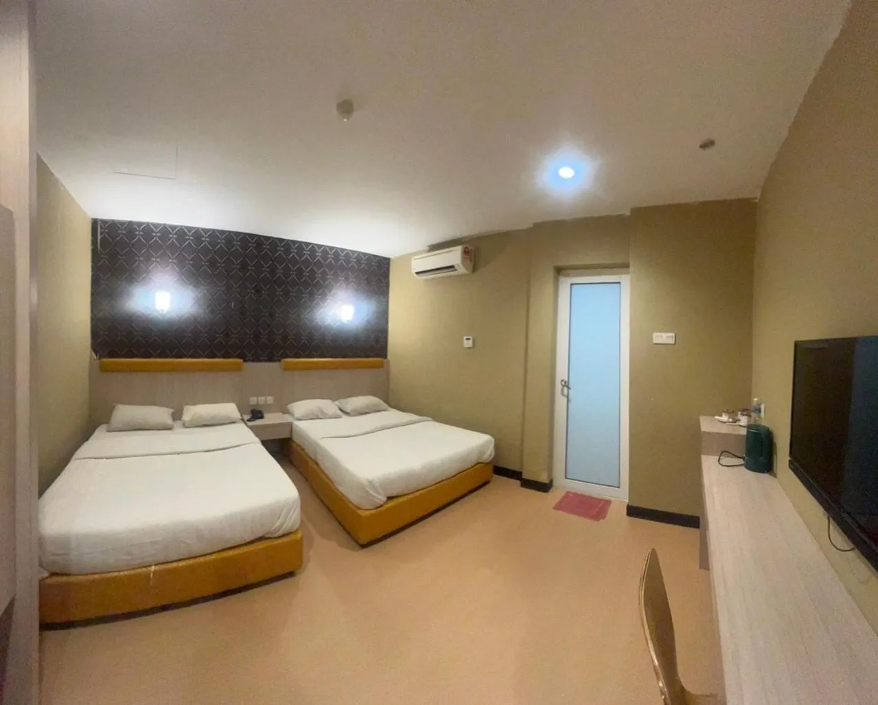 Bedroom, Bed in Havona Hotel - Permas Jaya - Self Check-In