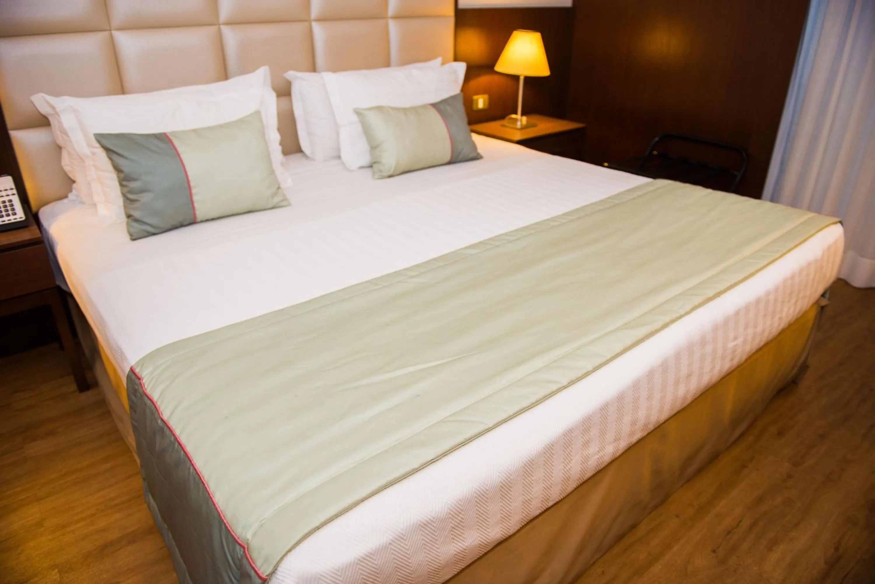 Bed in Royal Atlântica Macaé Hotel