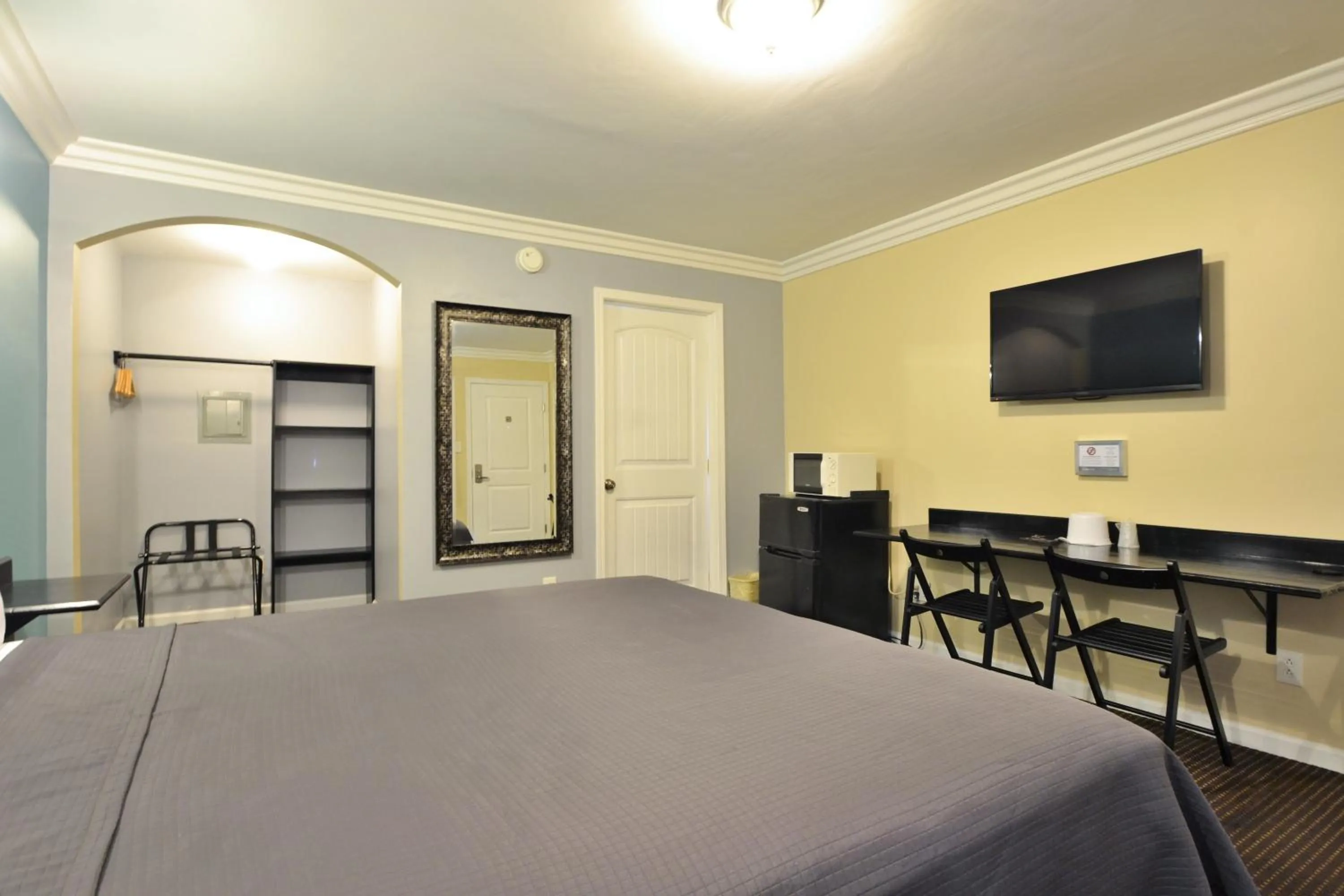 Bed in Lodge at 32nd