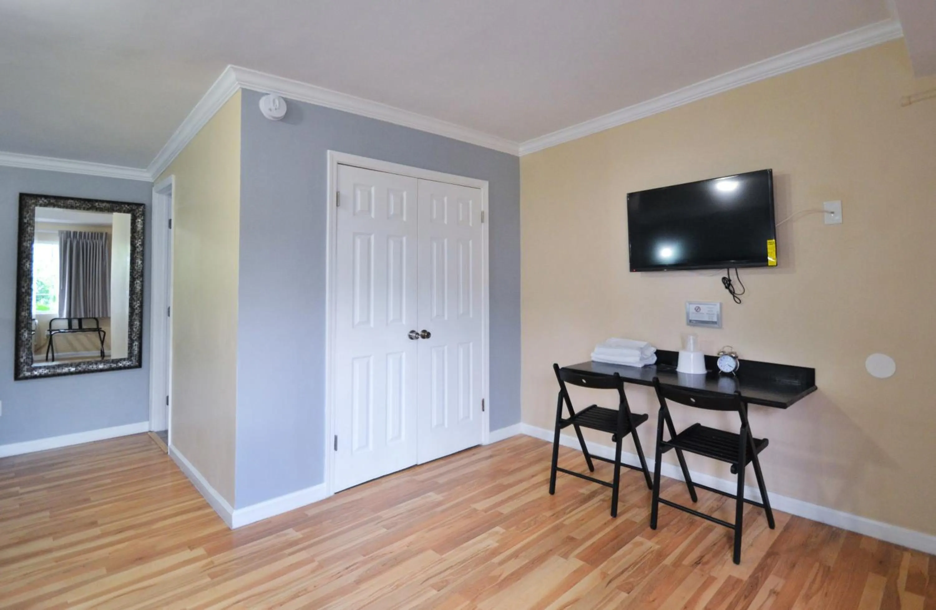 Decorative detail in Lodge at 32nd