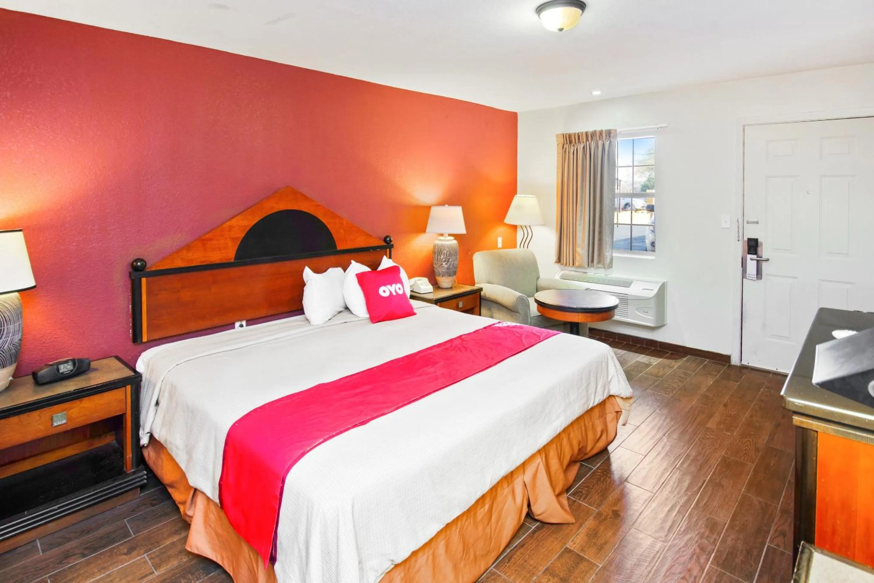 Bedroom in OYO Hotel Blytheville AR I-55