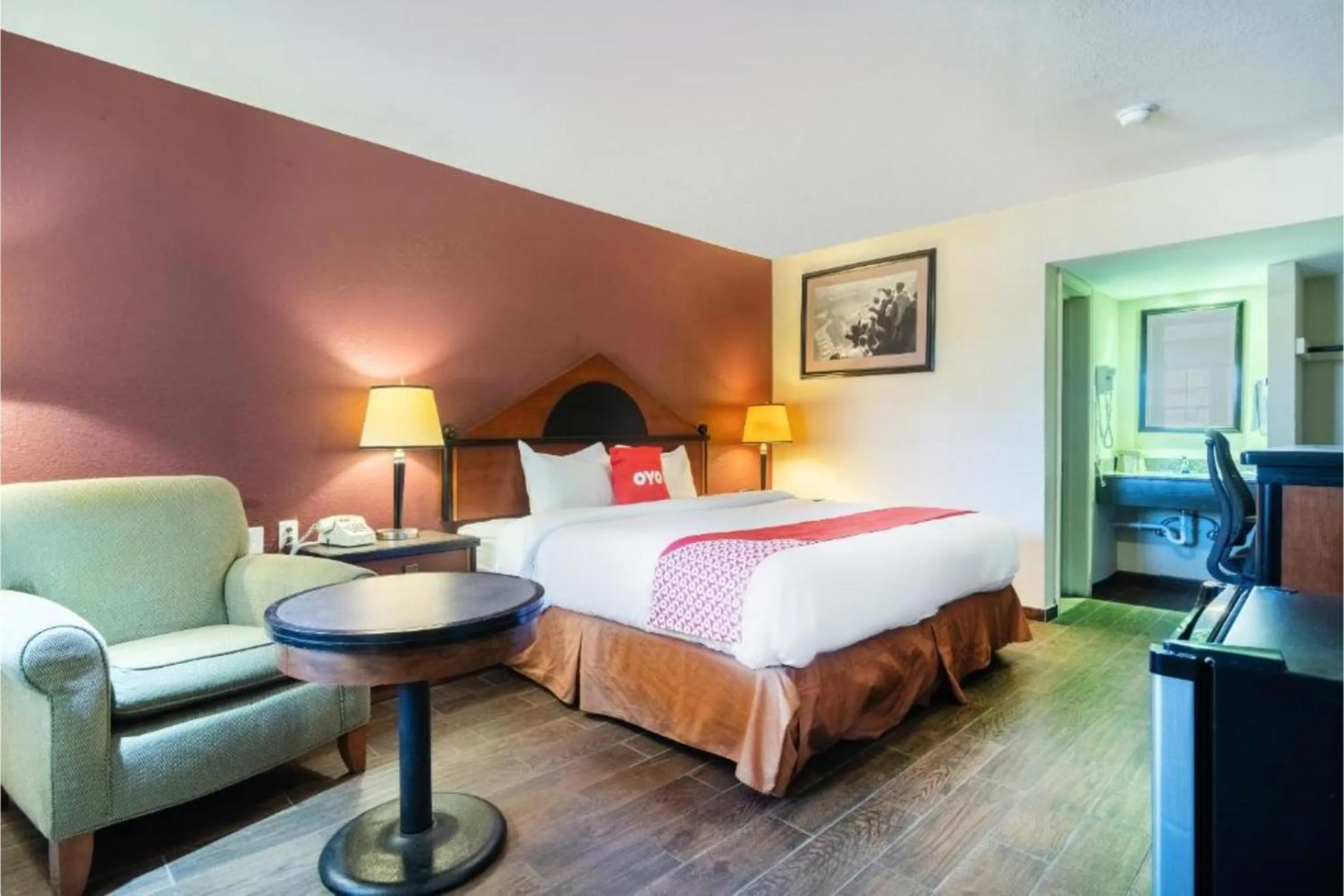 Bedroom in OYO Hotel Blytheville AR I-55