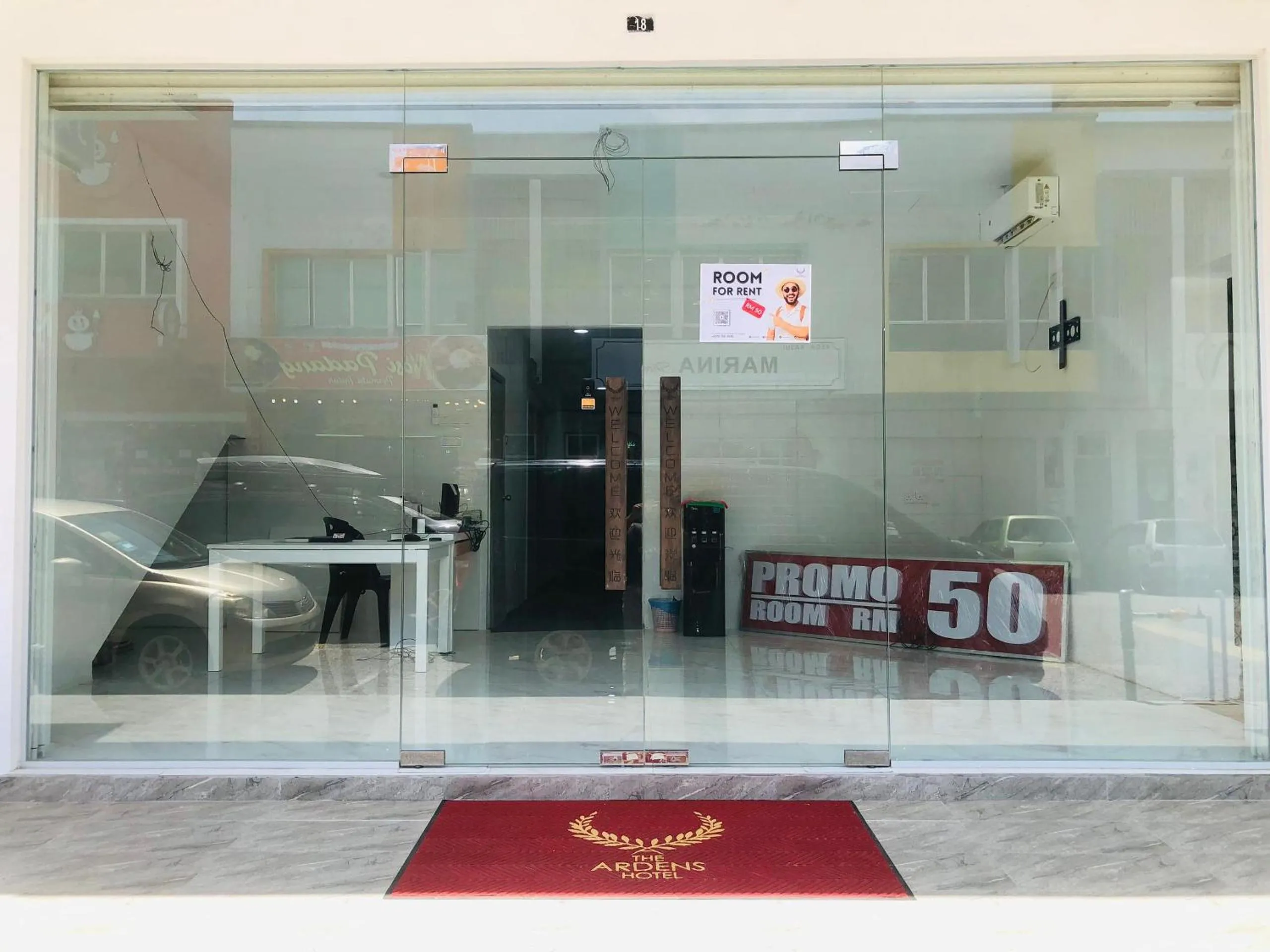 Facade/entrance in The Ardens Hotel - Pekan Nenas, Pontian