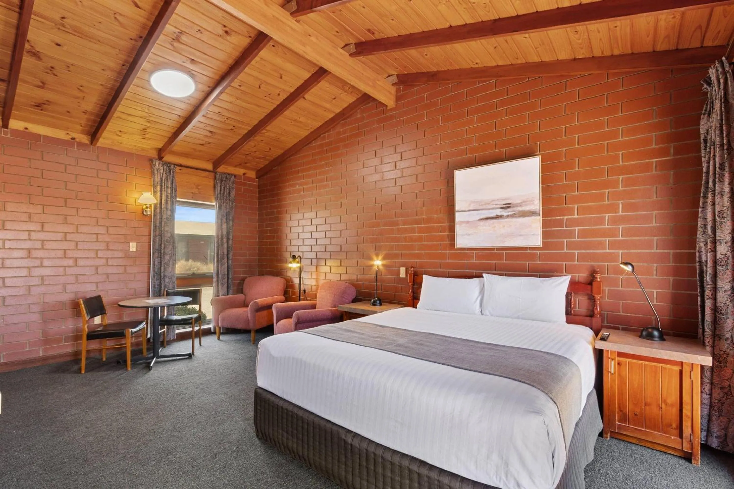 Bedroom, Bed in Econo Lodge Port Augusta