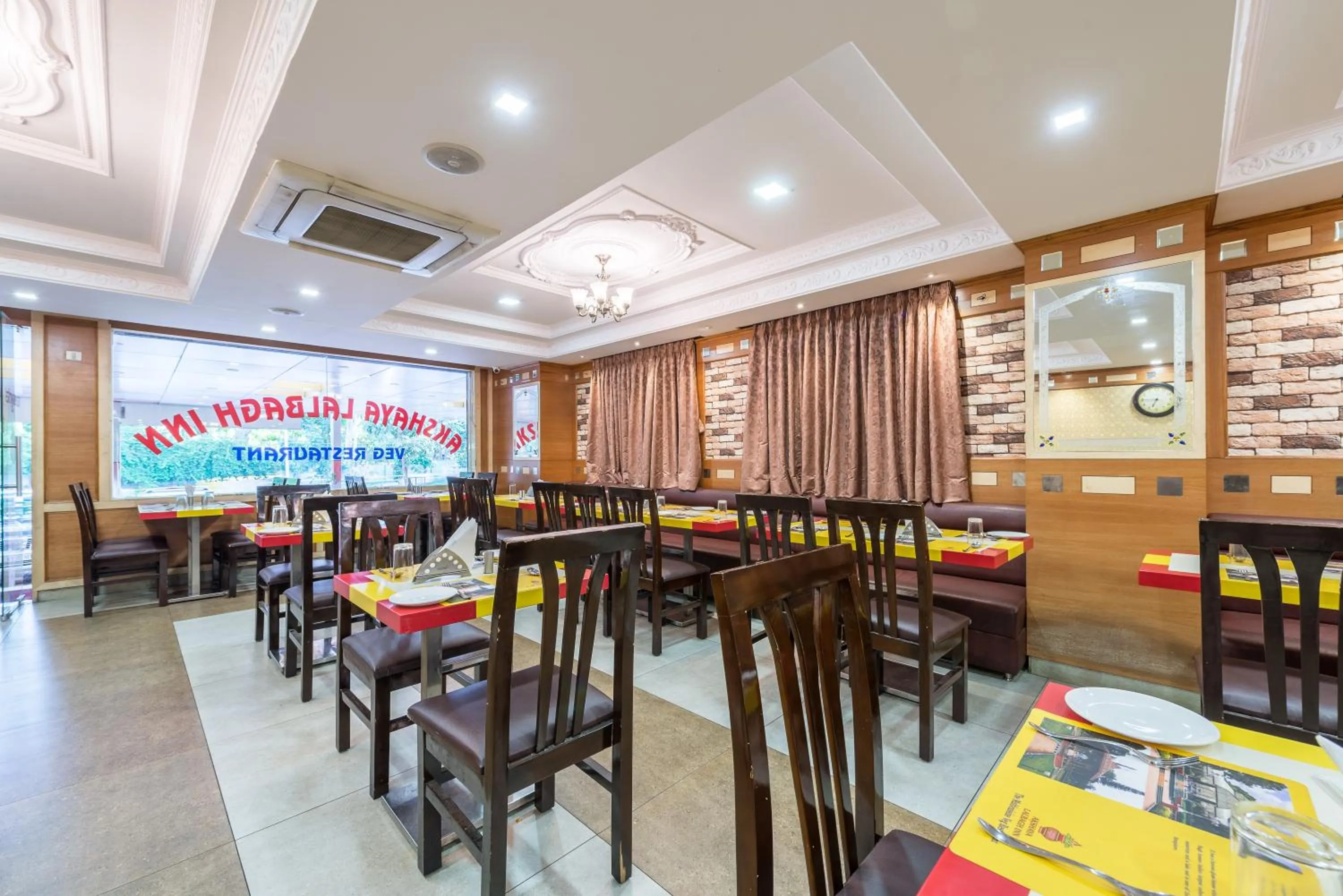 Breakfast in Treebo Akshaya Lalbagh Inn