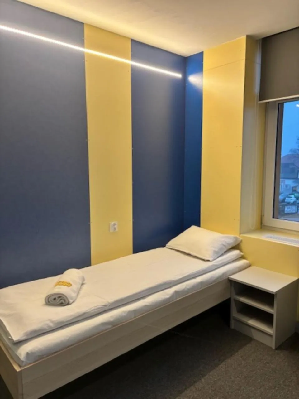 Property building, Bed in Elemels Planet