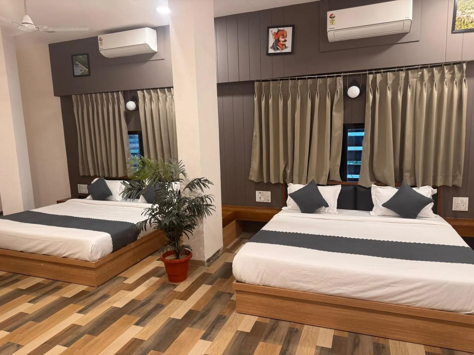 Bedroom, Bed in Hotel Skyland