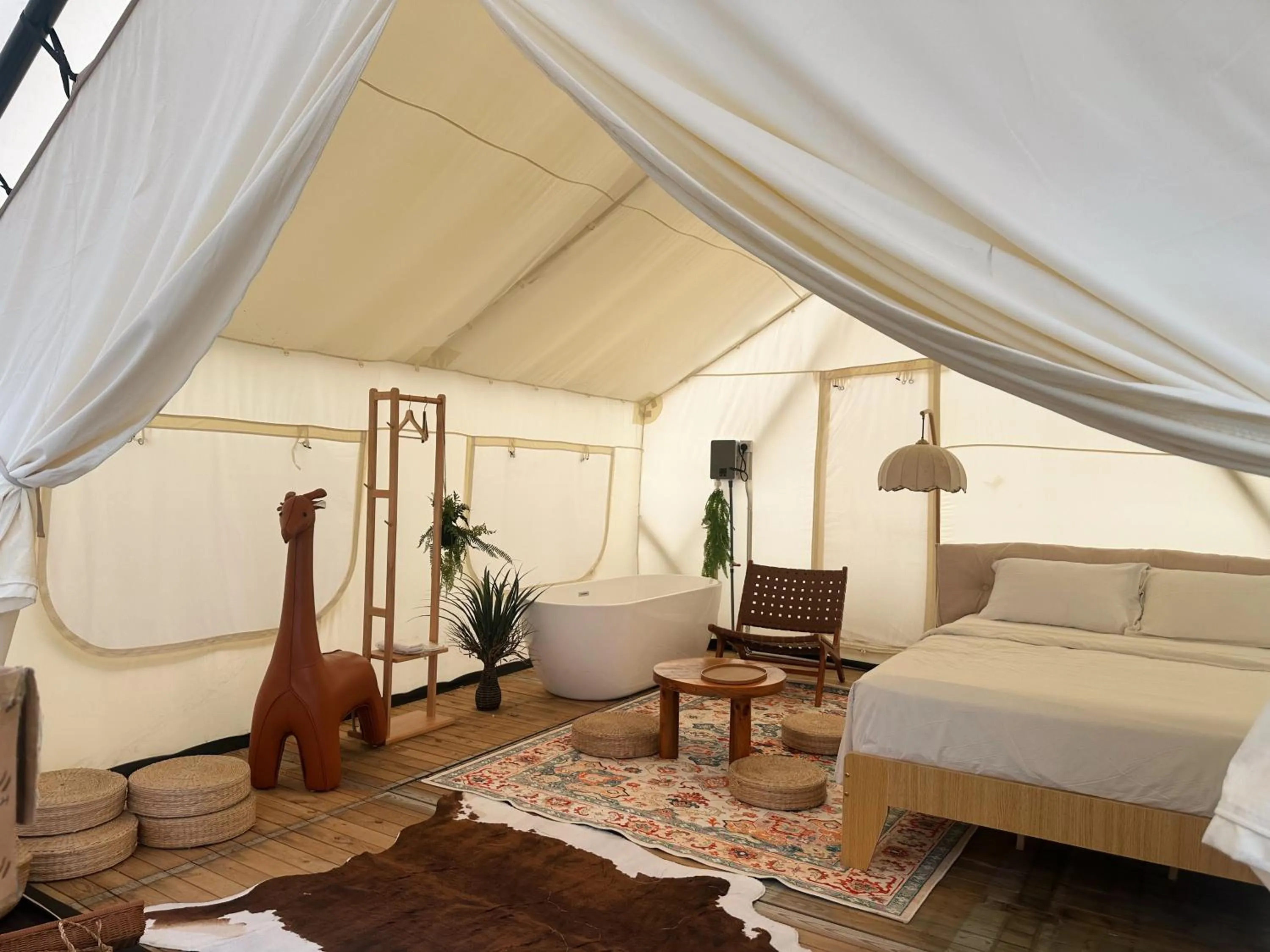 Bedroom, Bed in Very Hotel