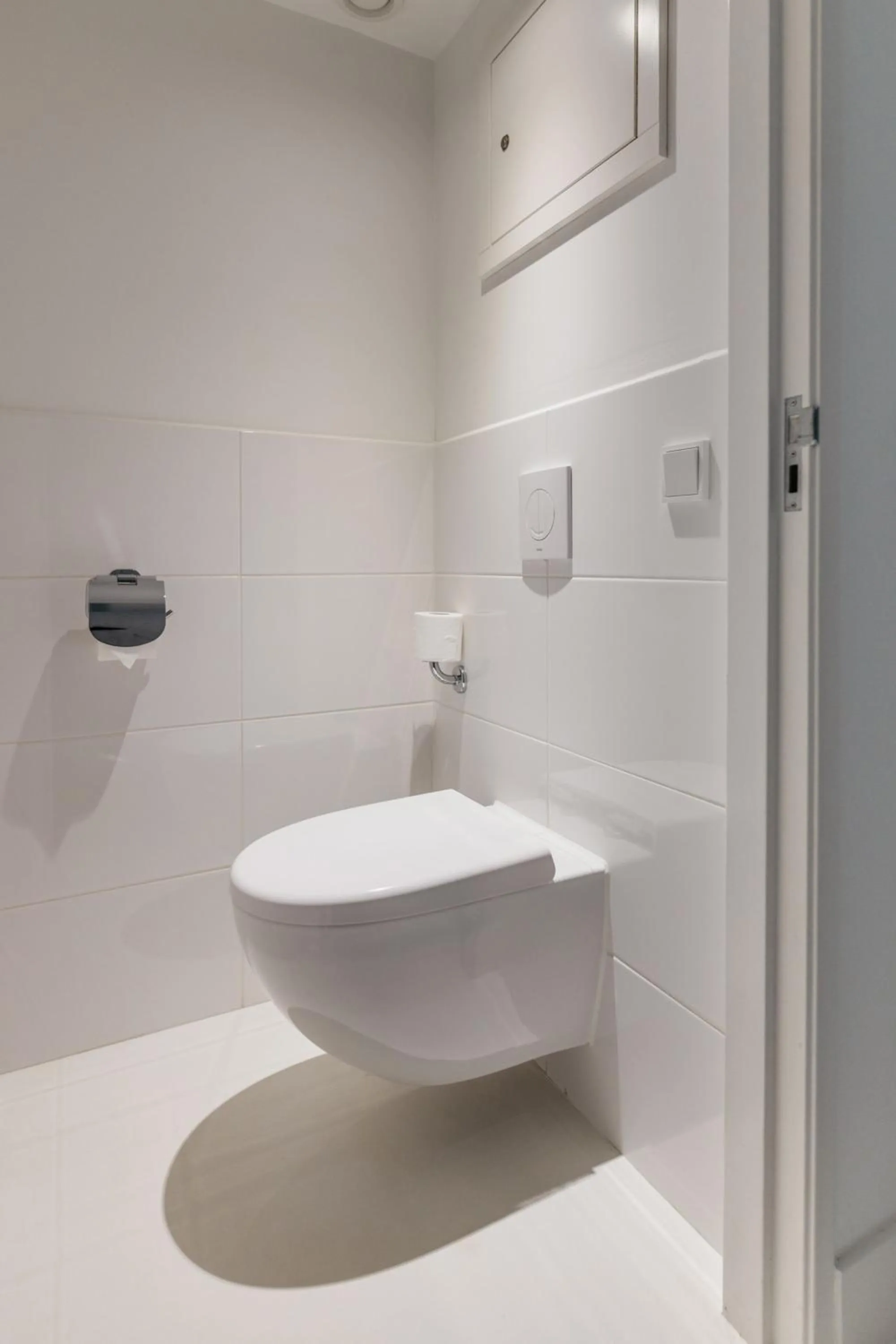 Toilet in YAYS Amsterdam Salthouse Canal by Numa