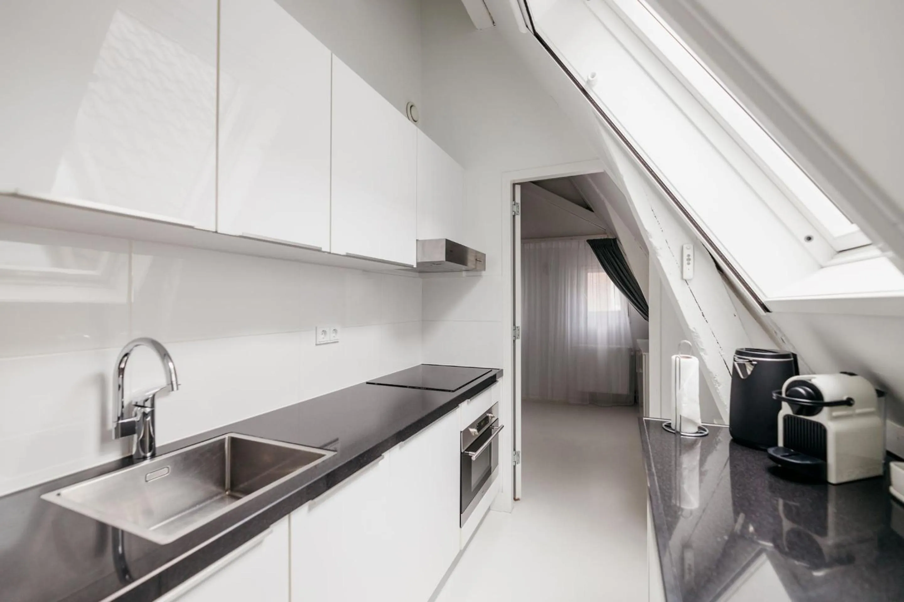 Kitchen or kitchenette in YAYS Amsterdam Salthouse Canal by Numa