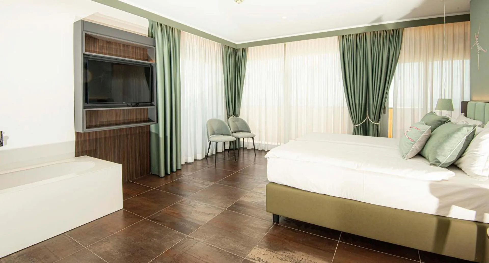 Photo of the whole room, Bed in Hotel Europa Lignano