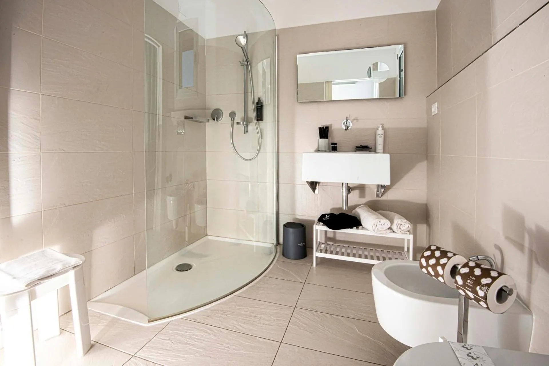 Shower in Hotel Europa Lignano