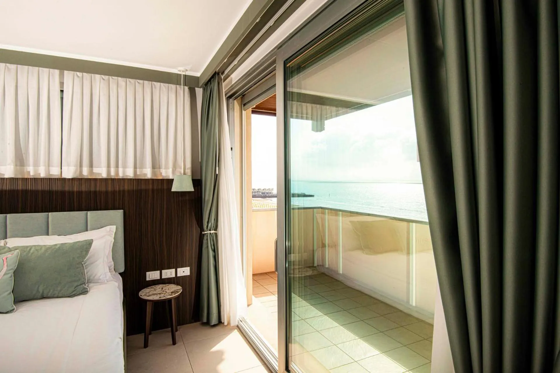 Bedroom, Bed in Hotel Europa Lignano