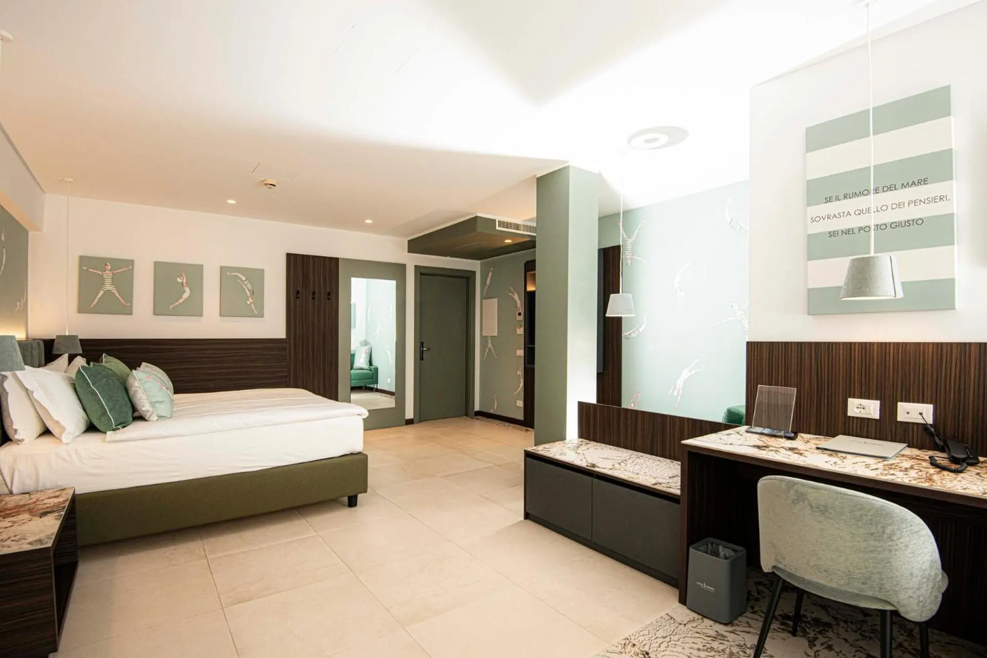 Photo of the whole room, Bed in Hotel Europa Lignano