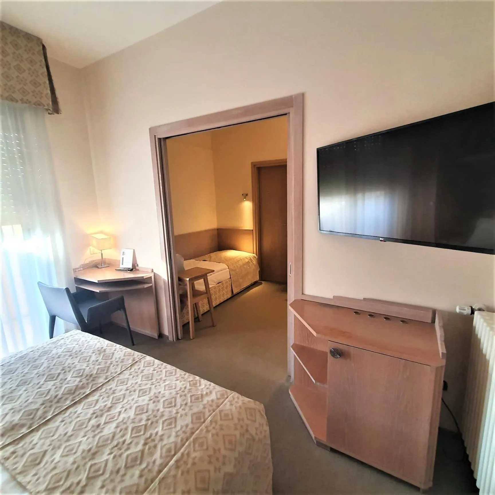 Bedroom, Bed in Hotel Europa Lignano