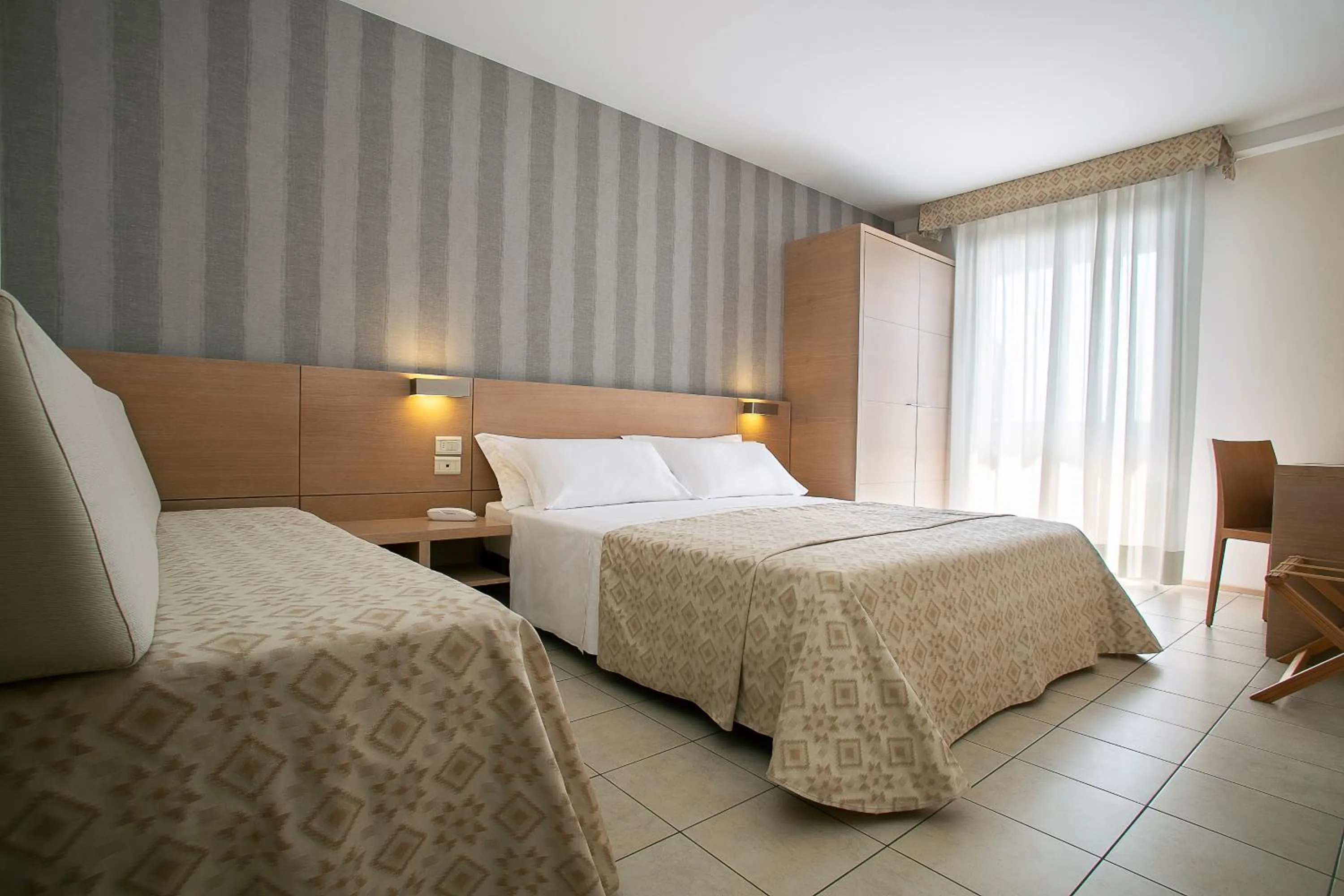 Bedroom, Bed in Hotel Europa Lignano