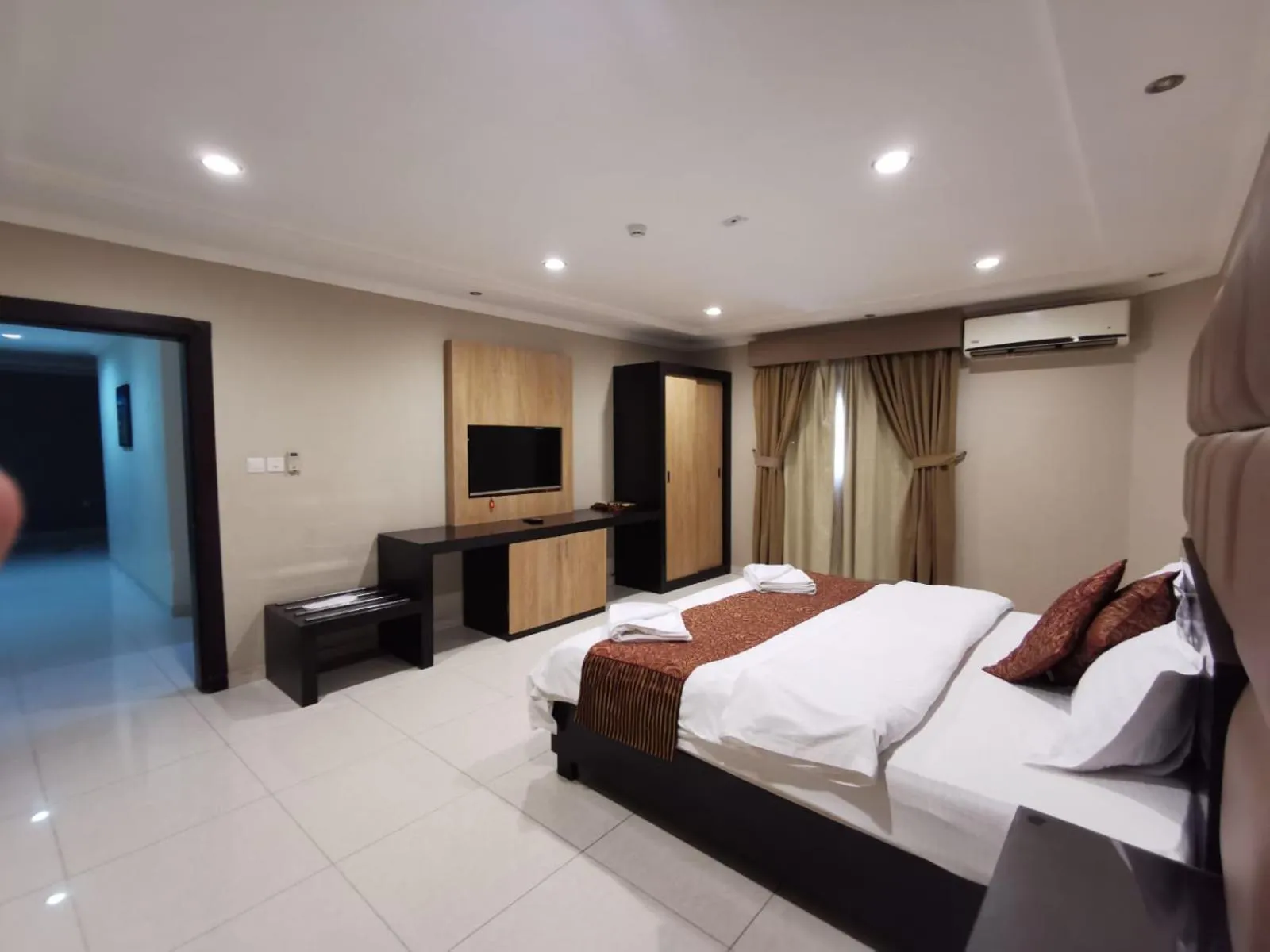 Bedroom, Bed in Ashbonh Hotel Suites