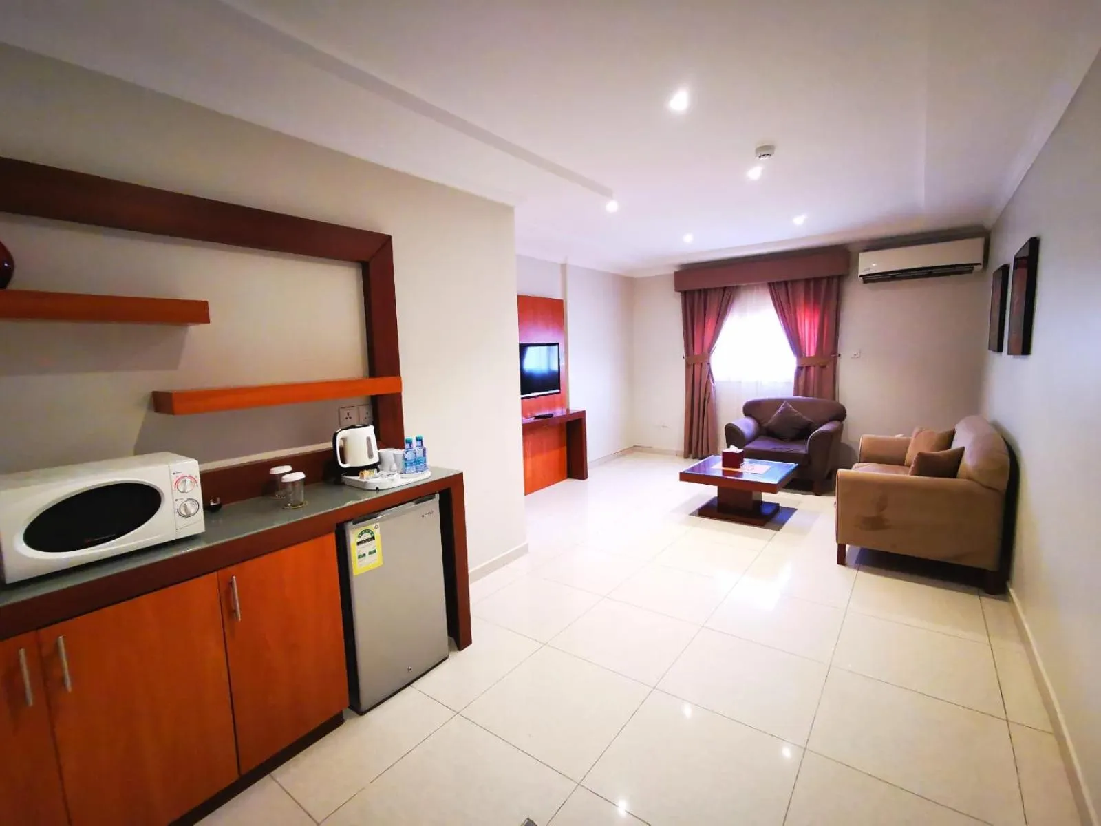 Living room in Ashbonh Hotel Suites