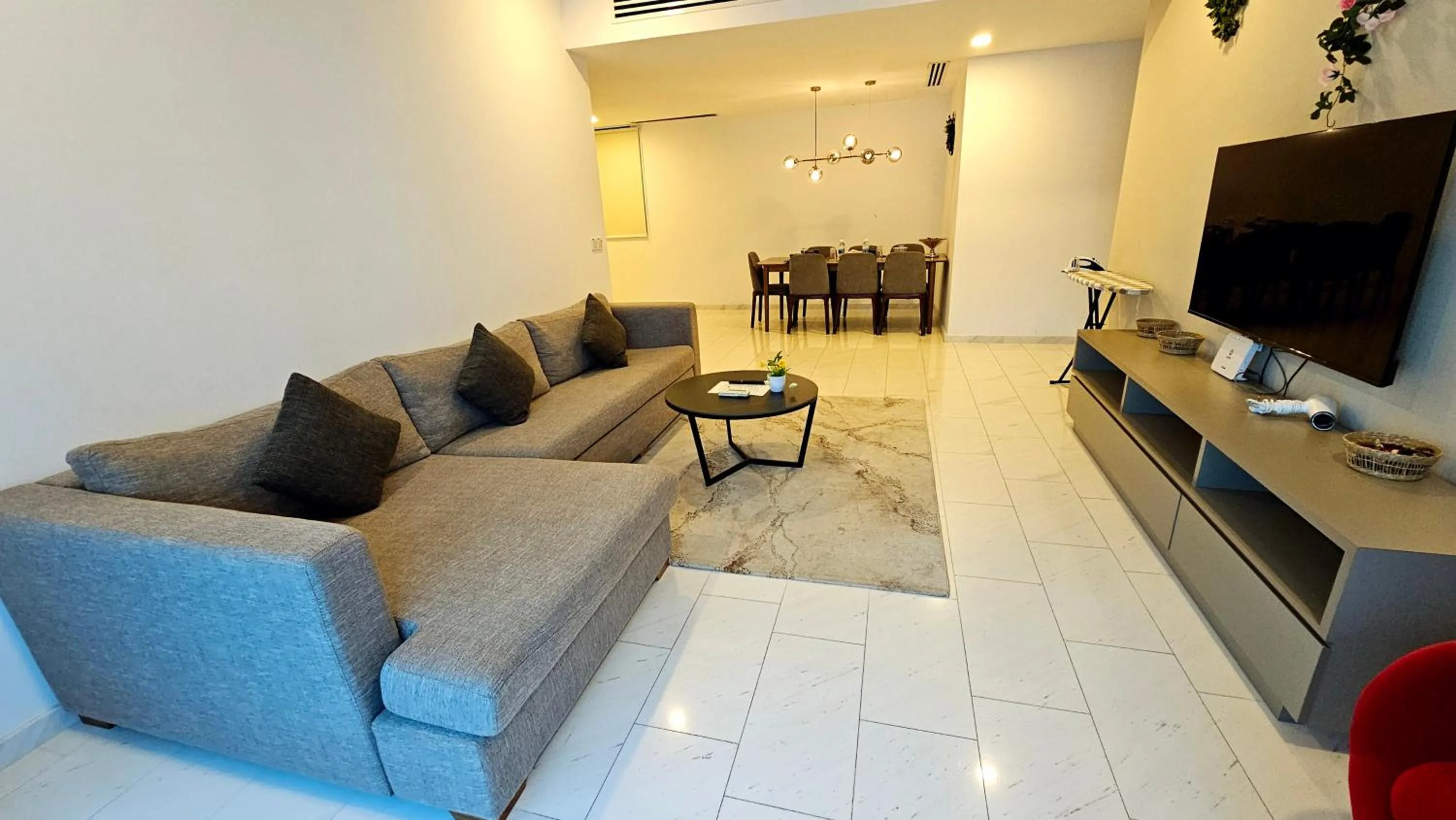 Communal lounge/ TV room in Crystal Service Suite At Eaton KLCC