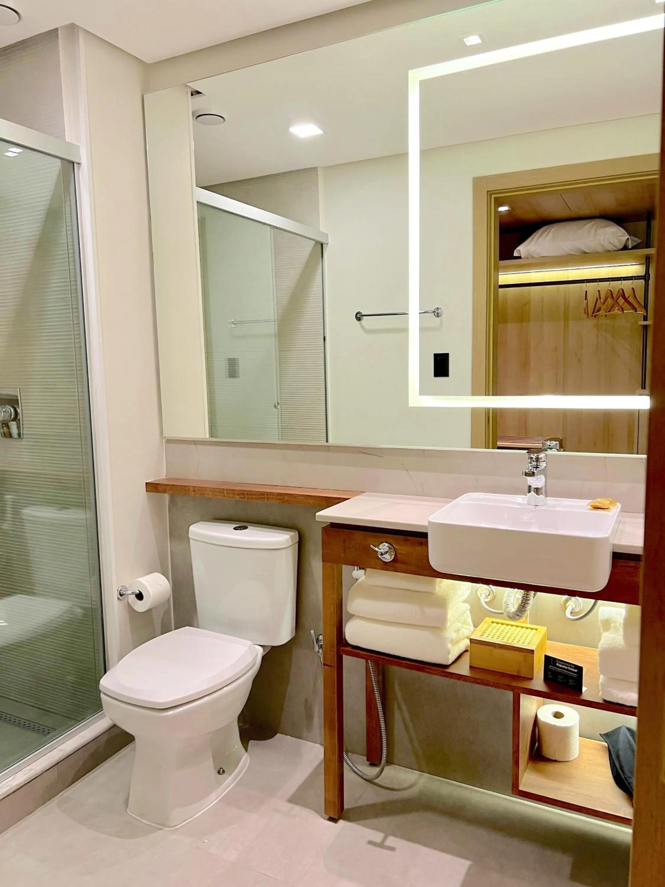Bathroom in DoubleTree by Hilton Caracol Canela