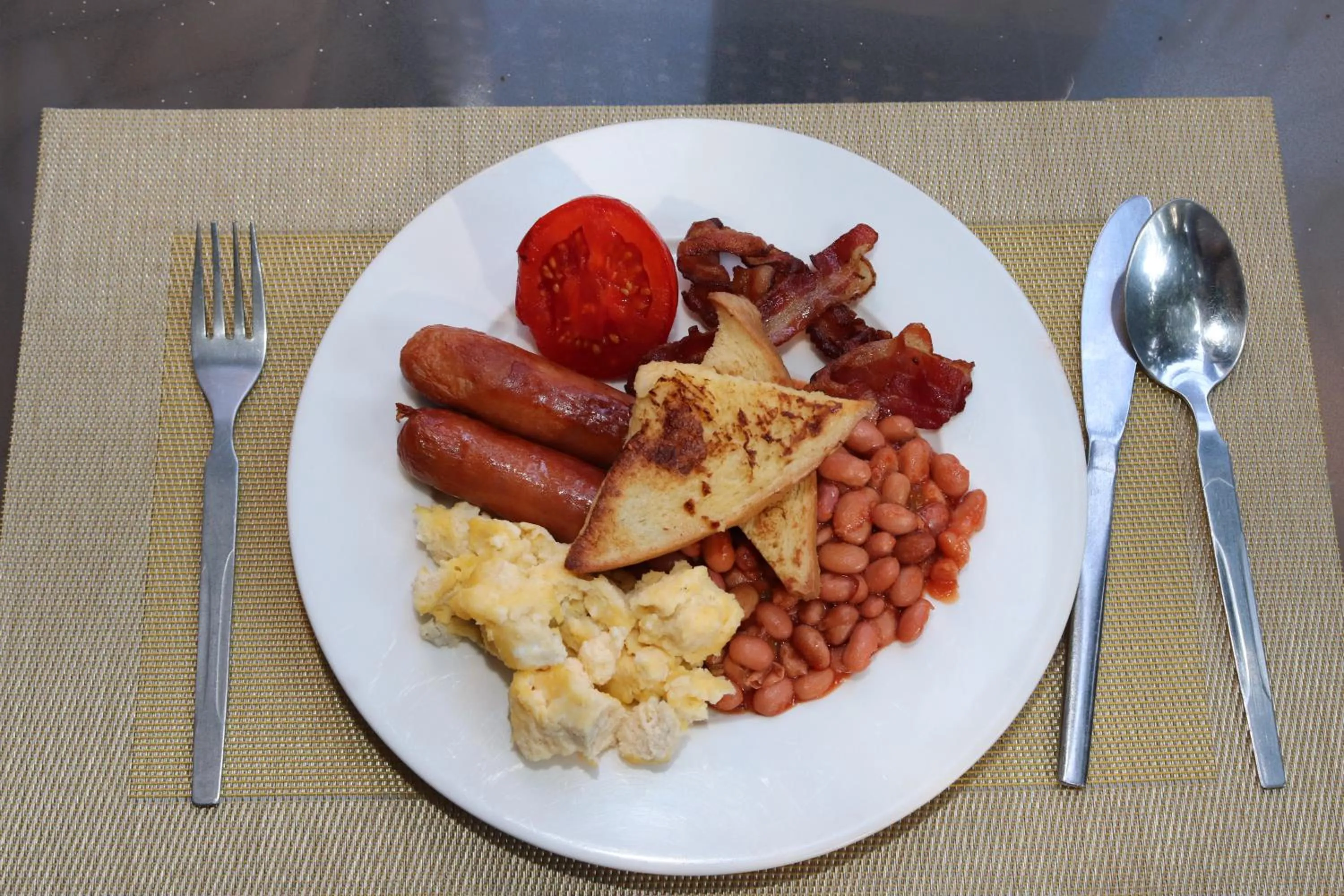 Breakfast in Metropole Hotel Kampala