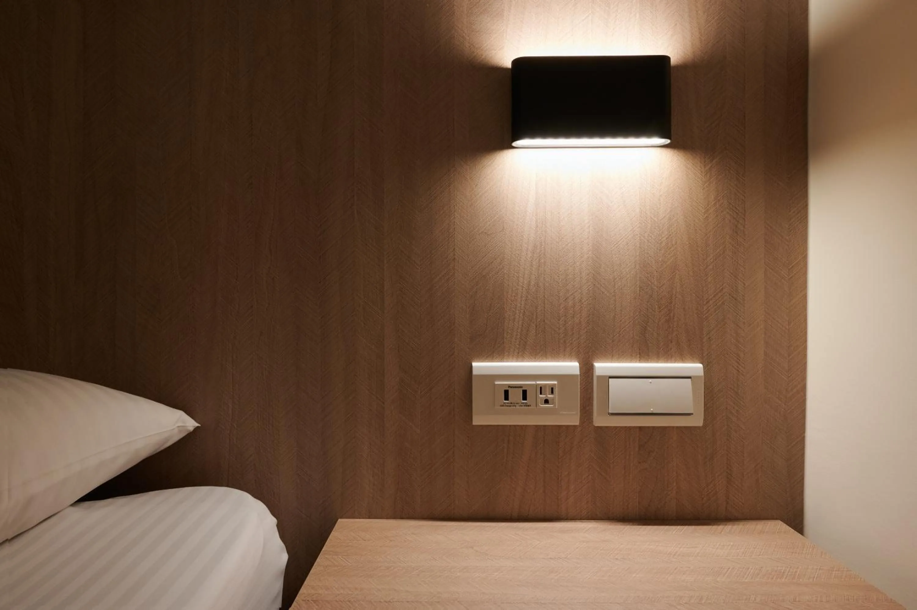 Decorative detail, Bed in Nei Jiang Hotel