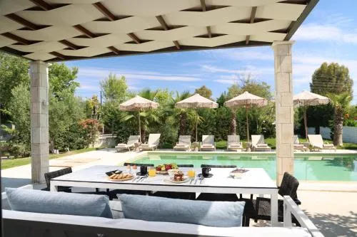 W Villas Halkidiki