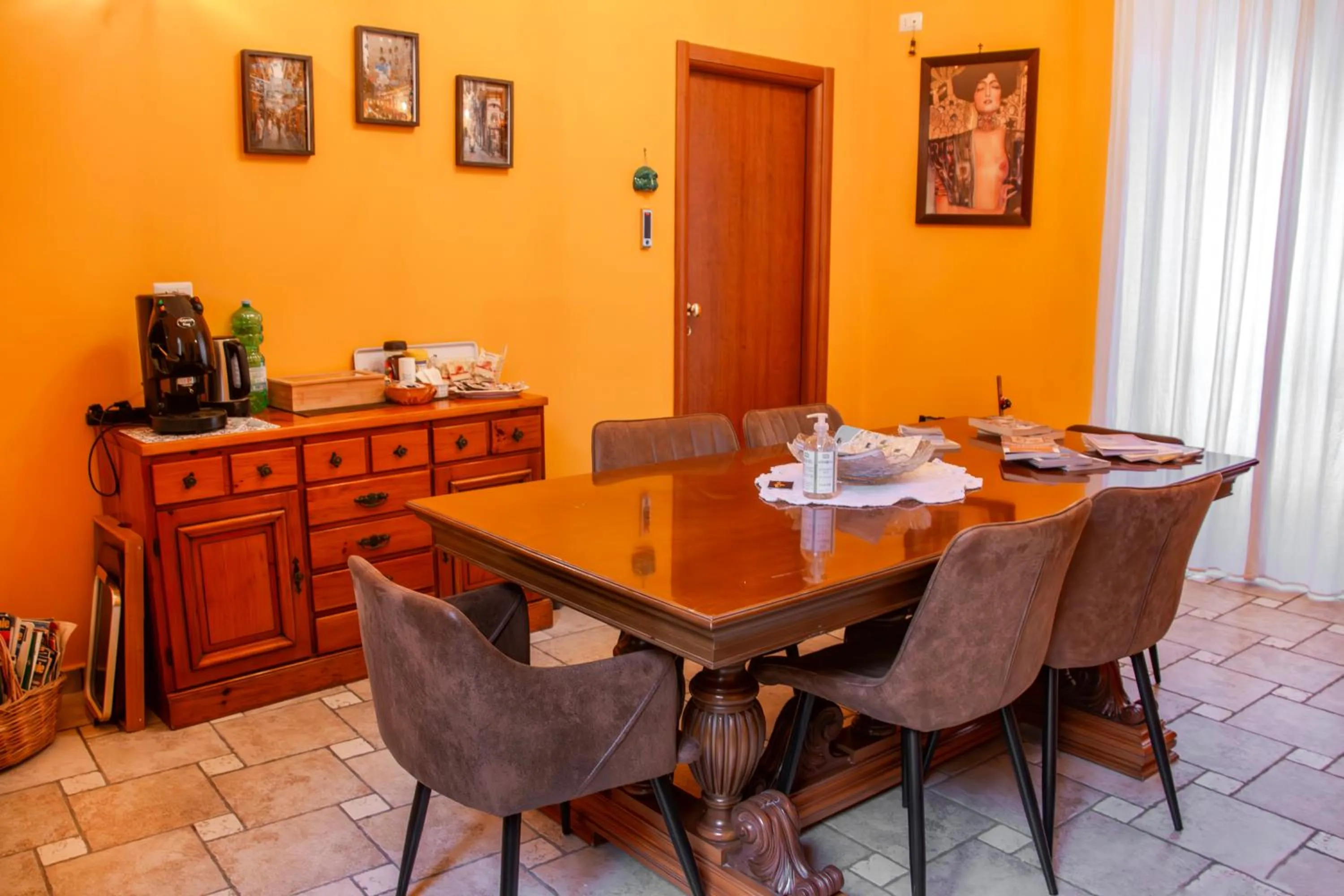 Lounge or bar in B&B Epoche'