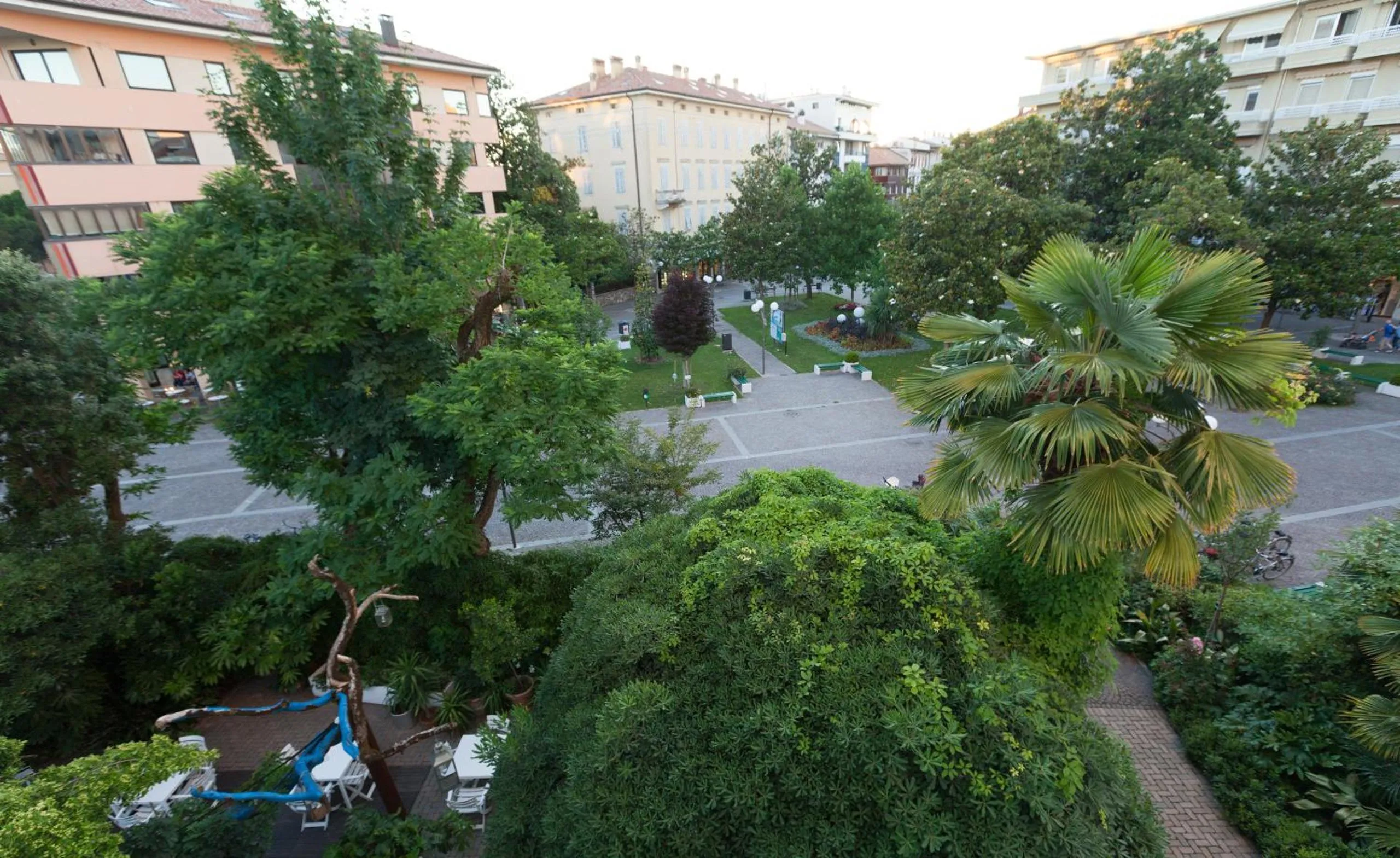 Garden view in Albergo alla Spiaggia