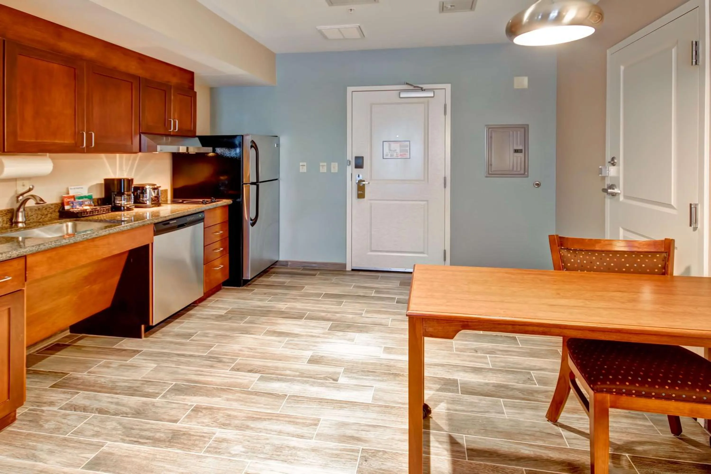 Kitchen or kitchenette in Homewood Suites by Hilton Greeley