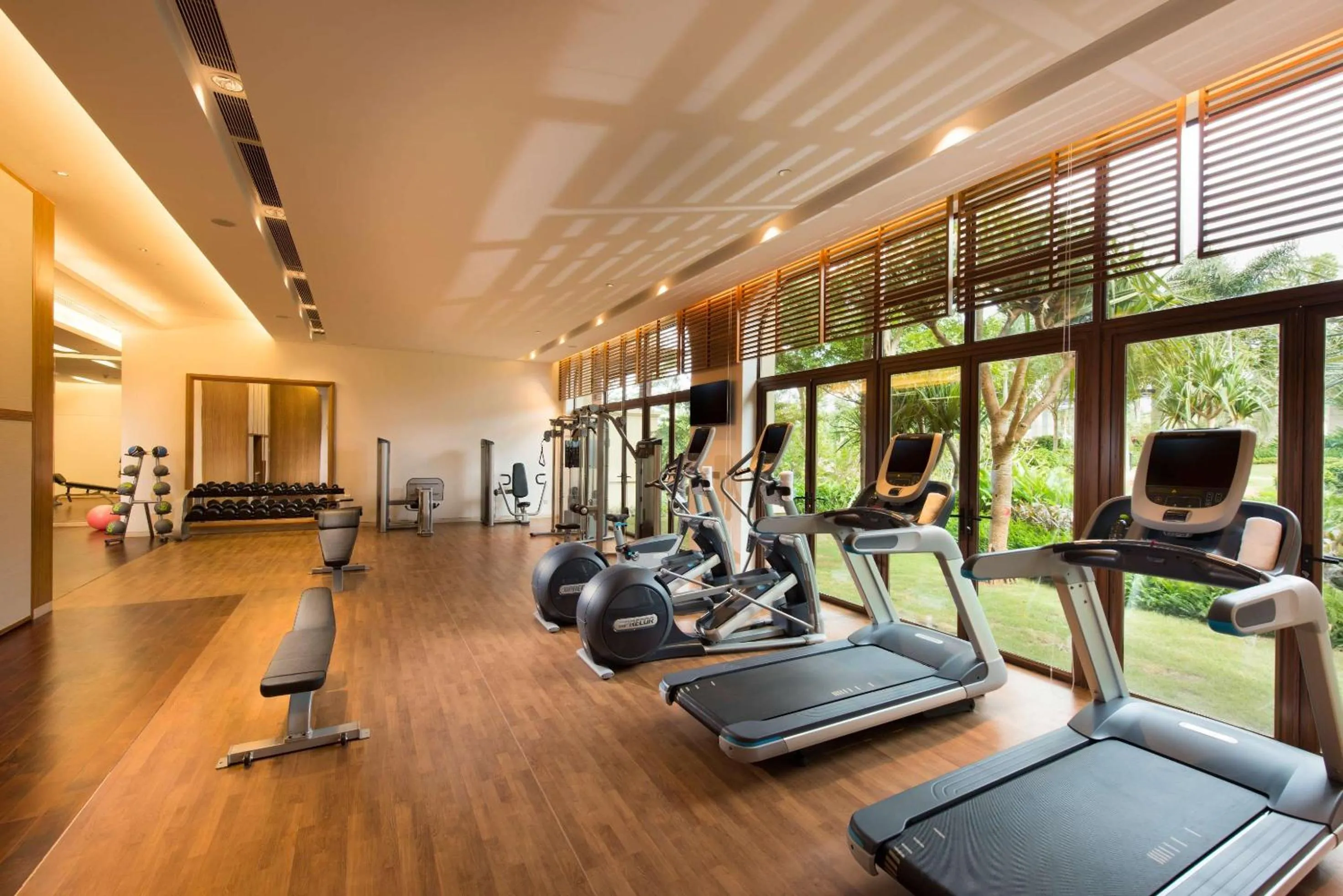 Fitness centre/facilities in DoubleTree by Hilton Haikou Chengmai