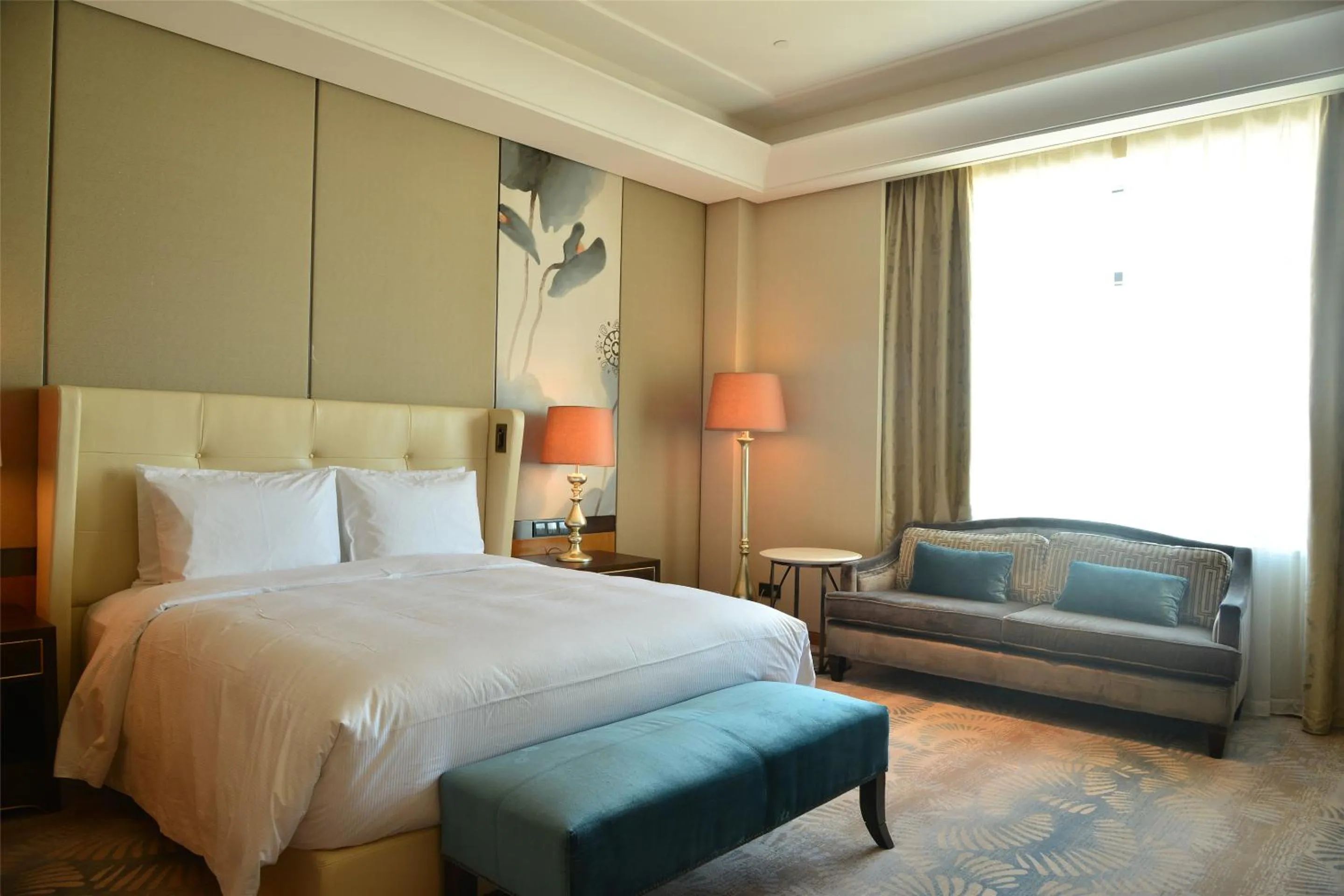 Property building, Bed in Hilton Urumqi