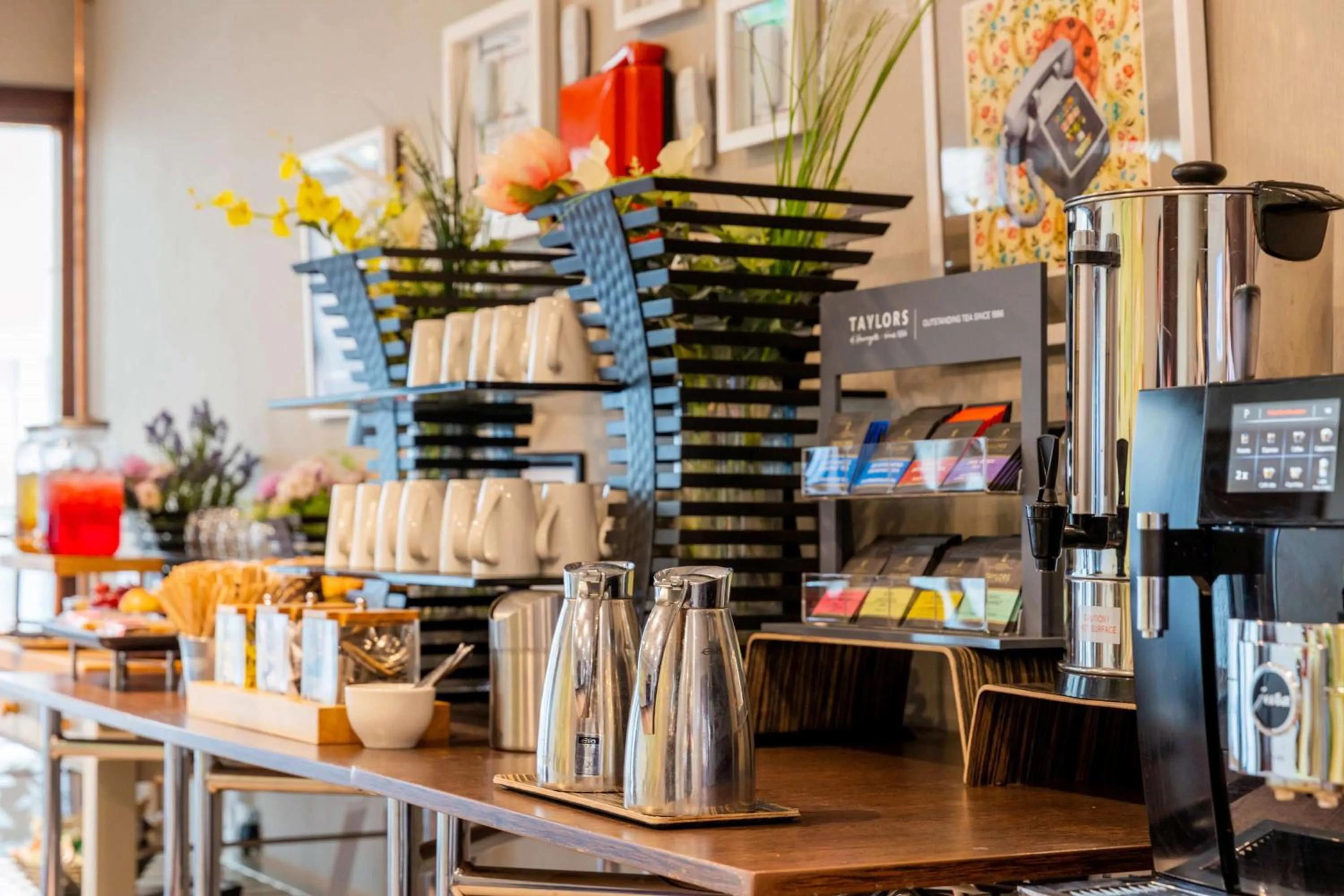 Dining area in Hilton Bournemouth