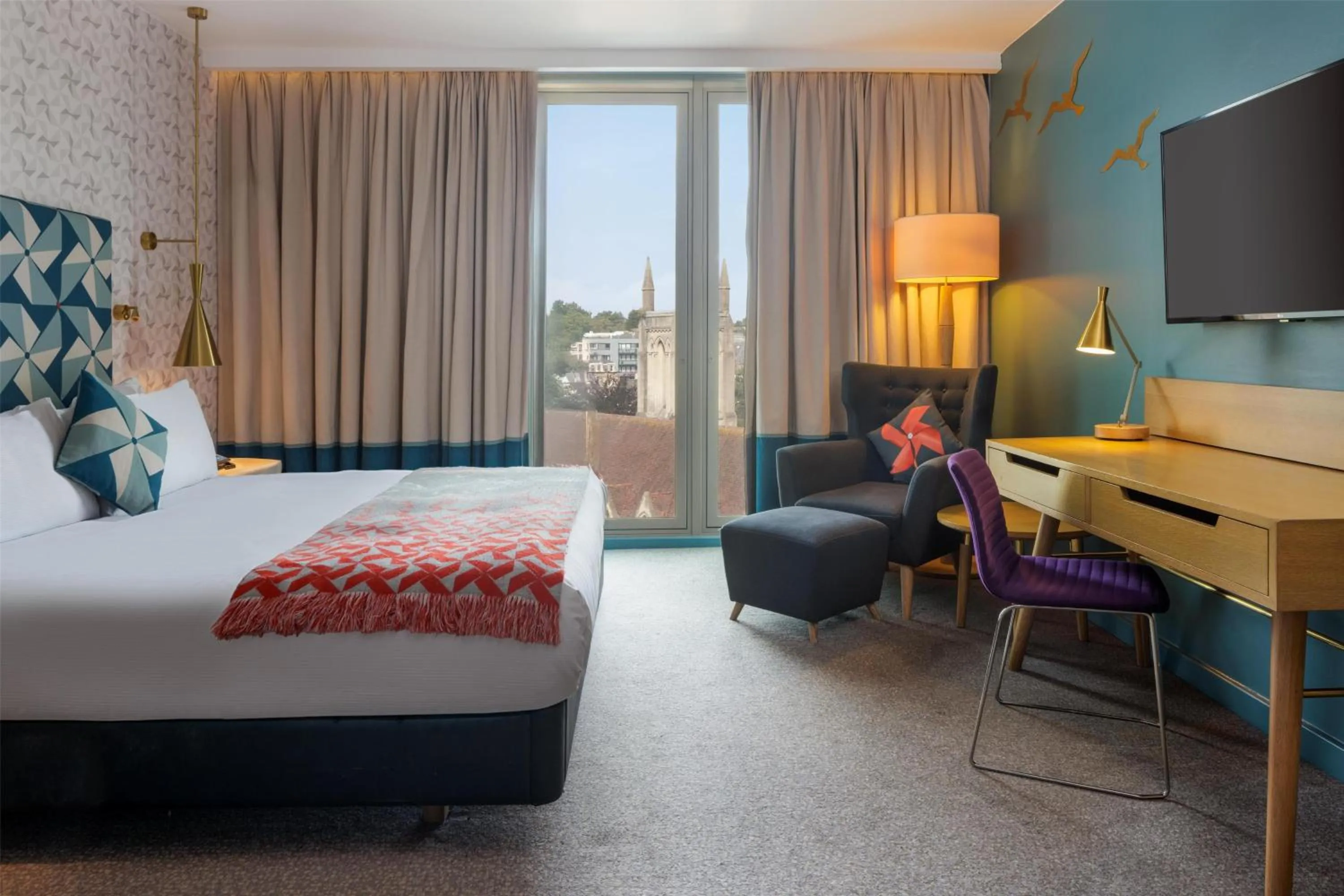 Bed in Hilton Bournemouth