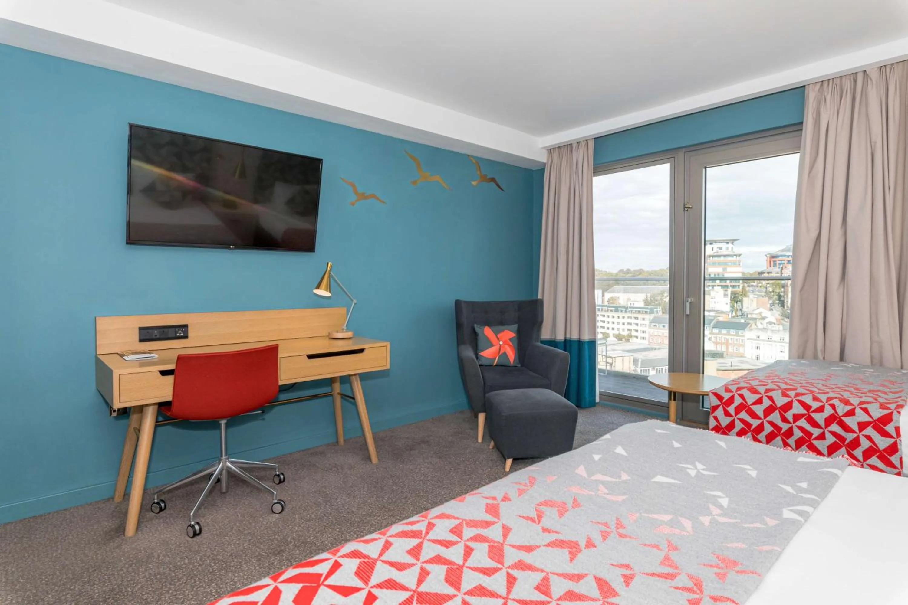 Bedroom, Bed in Hilton Bournemouth