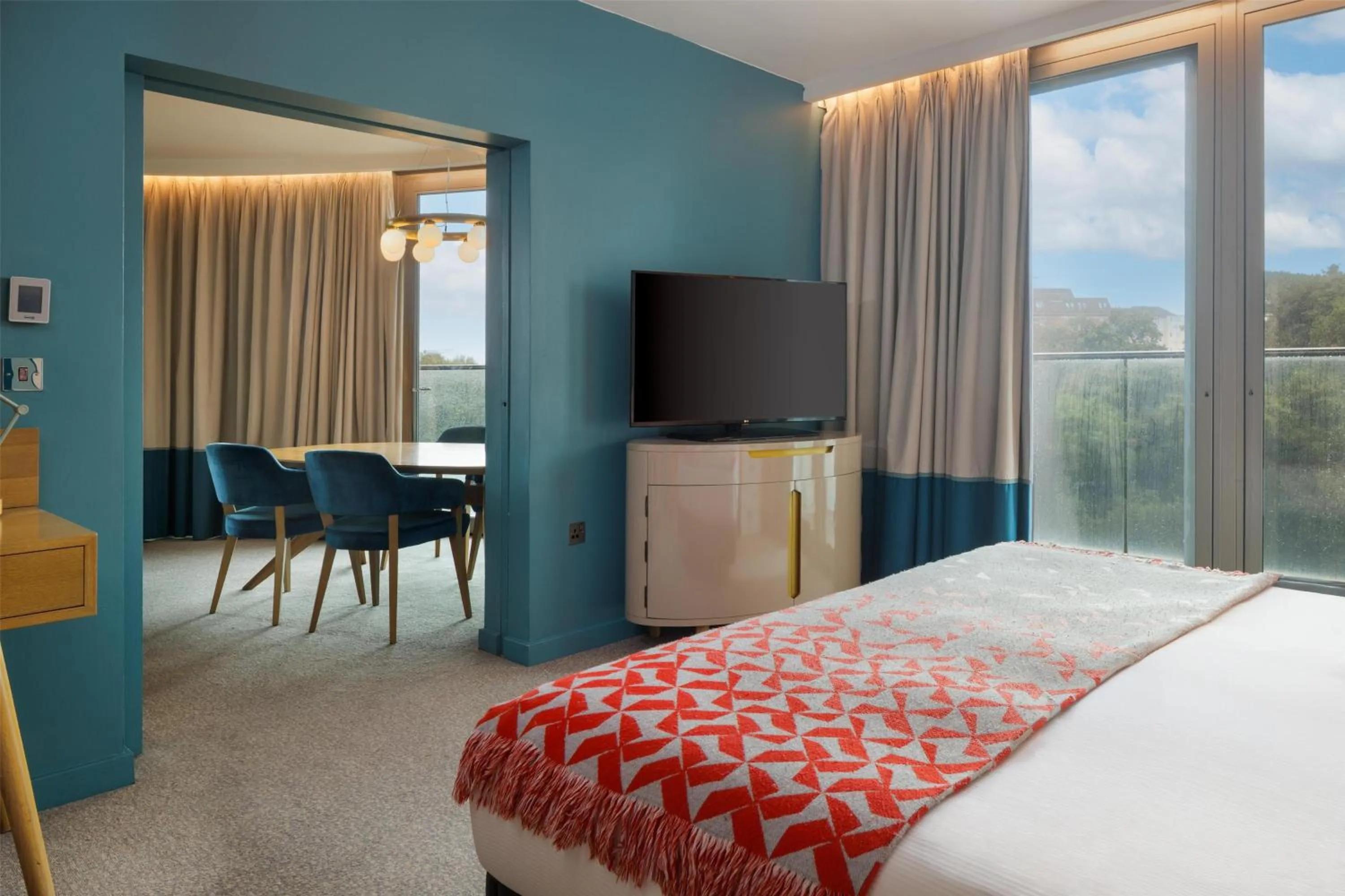 Bed in Hilton Bournemouth