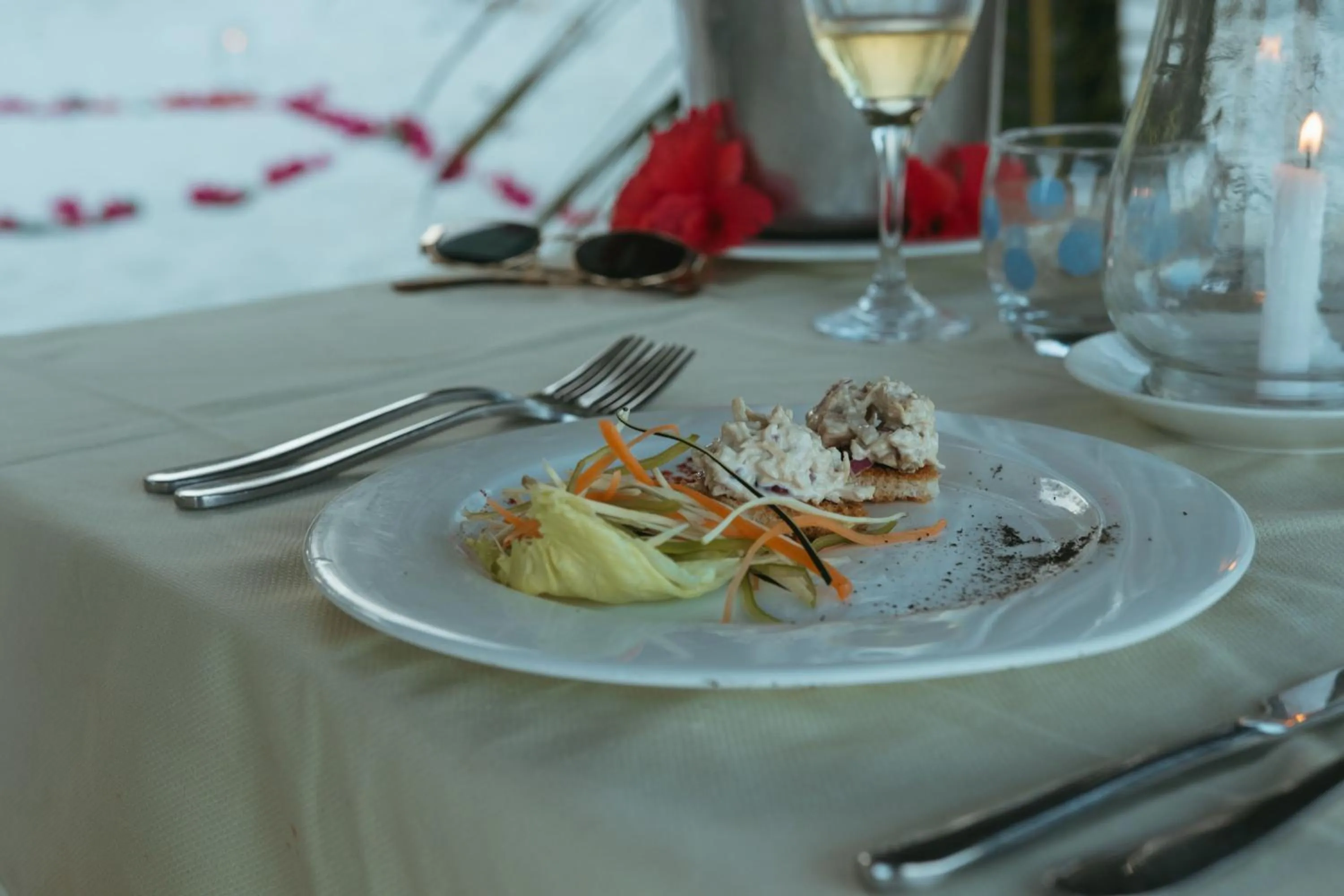 Food in Hakuna Majiwe Beach Lodge