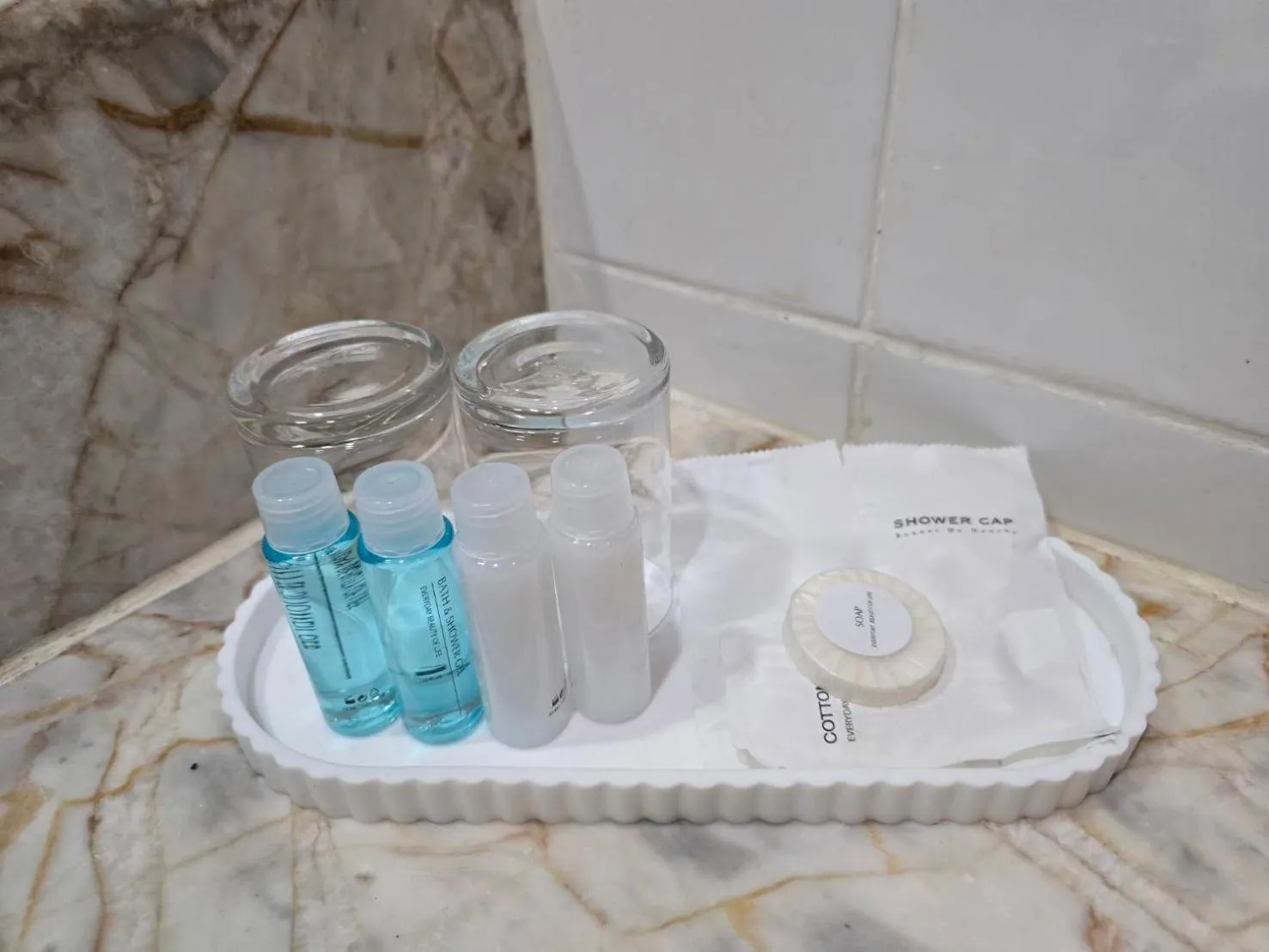 Bathroom in First Pacific Cirrus