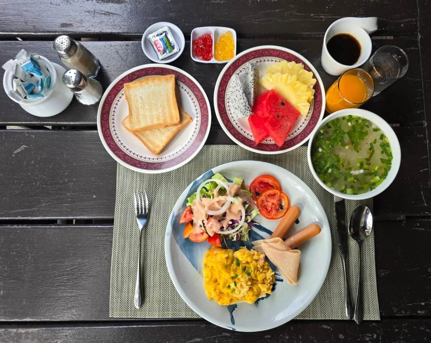 Breakfast in First Pacific Cirrus