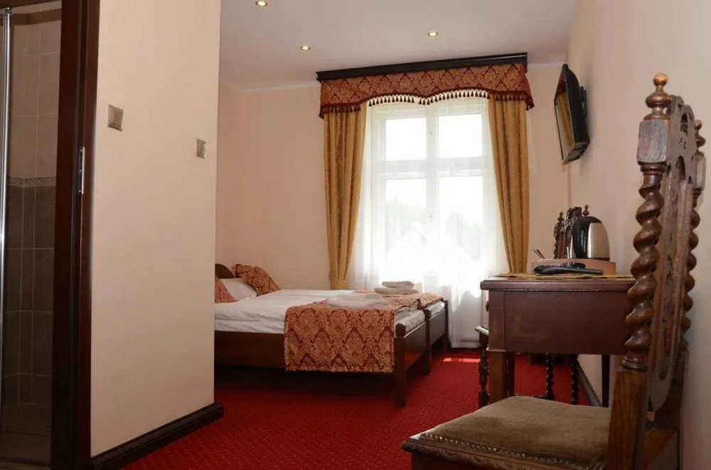 Bed in Pałac Kłanino