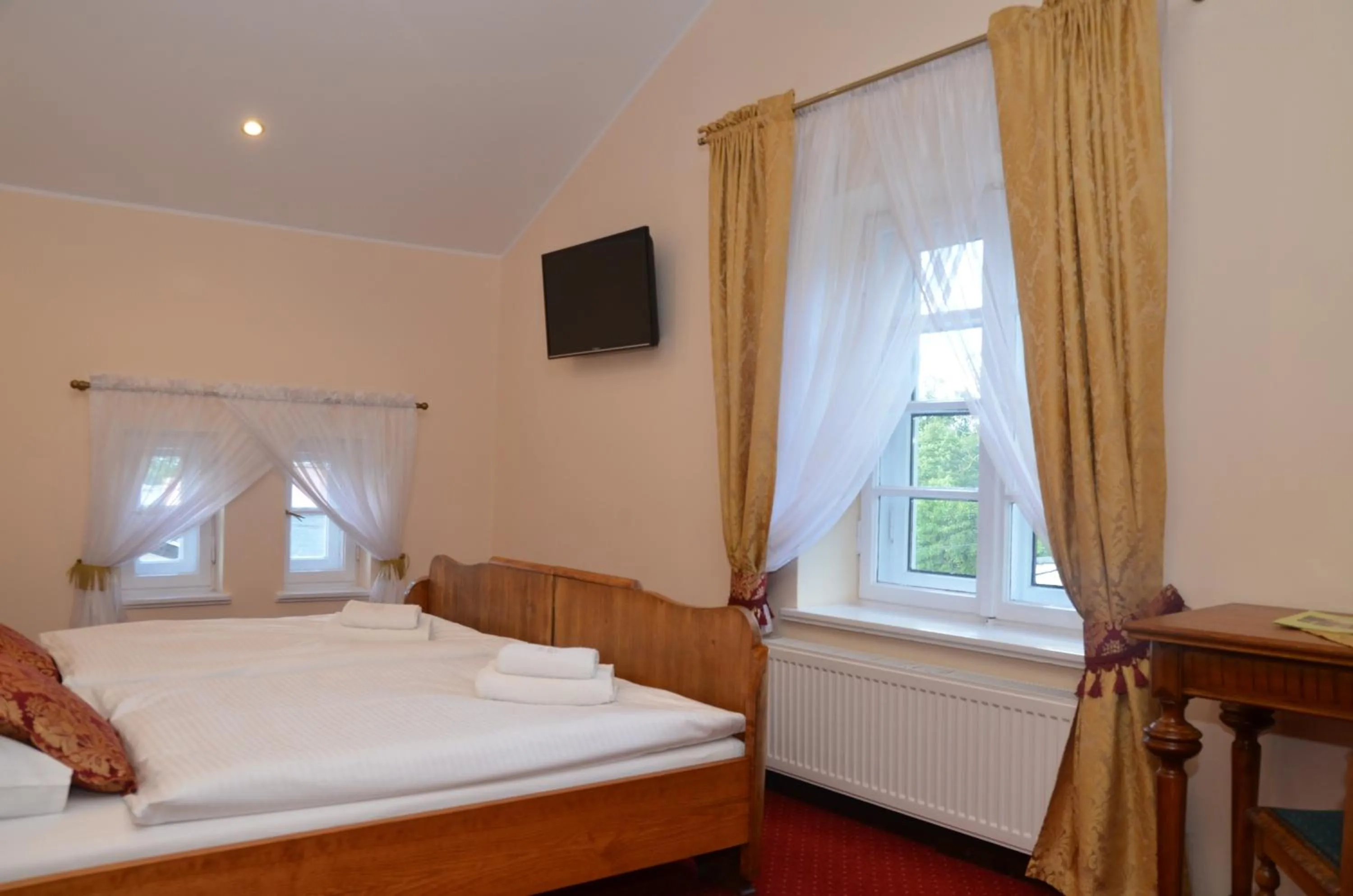 Bed in Pałac Kłanino