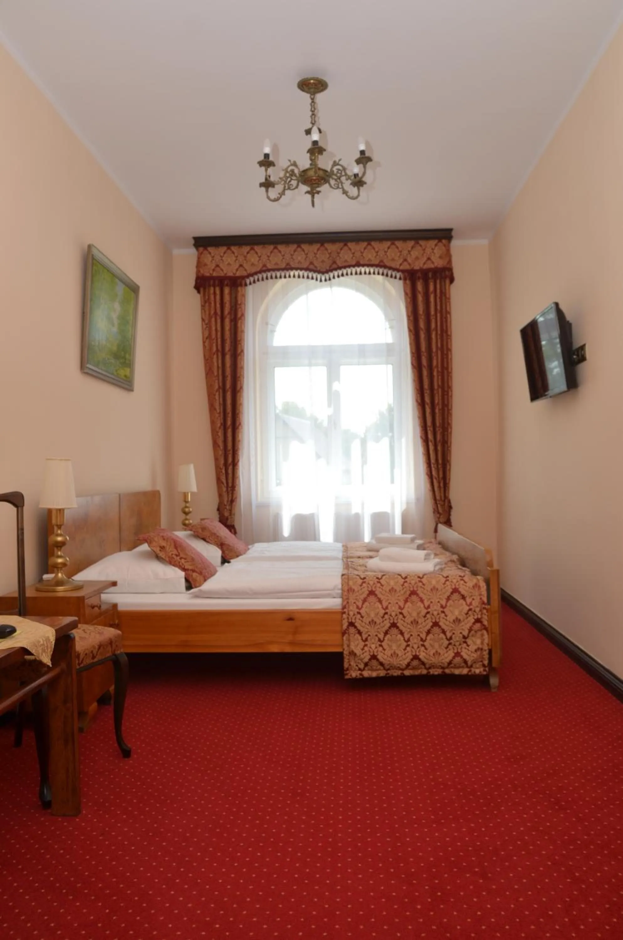 Bed in Pałac Kłanino