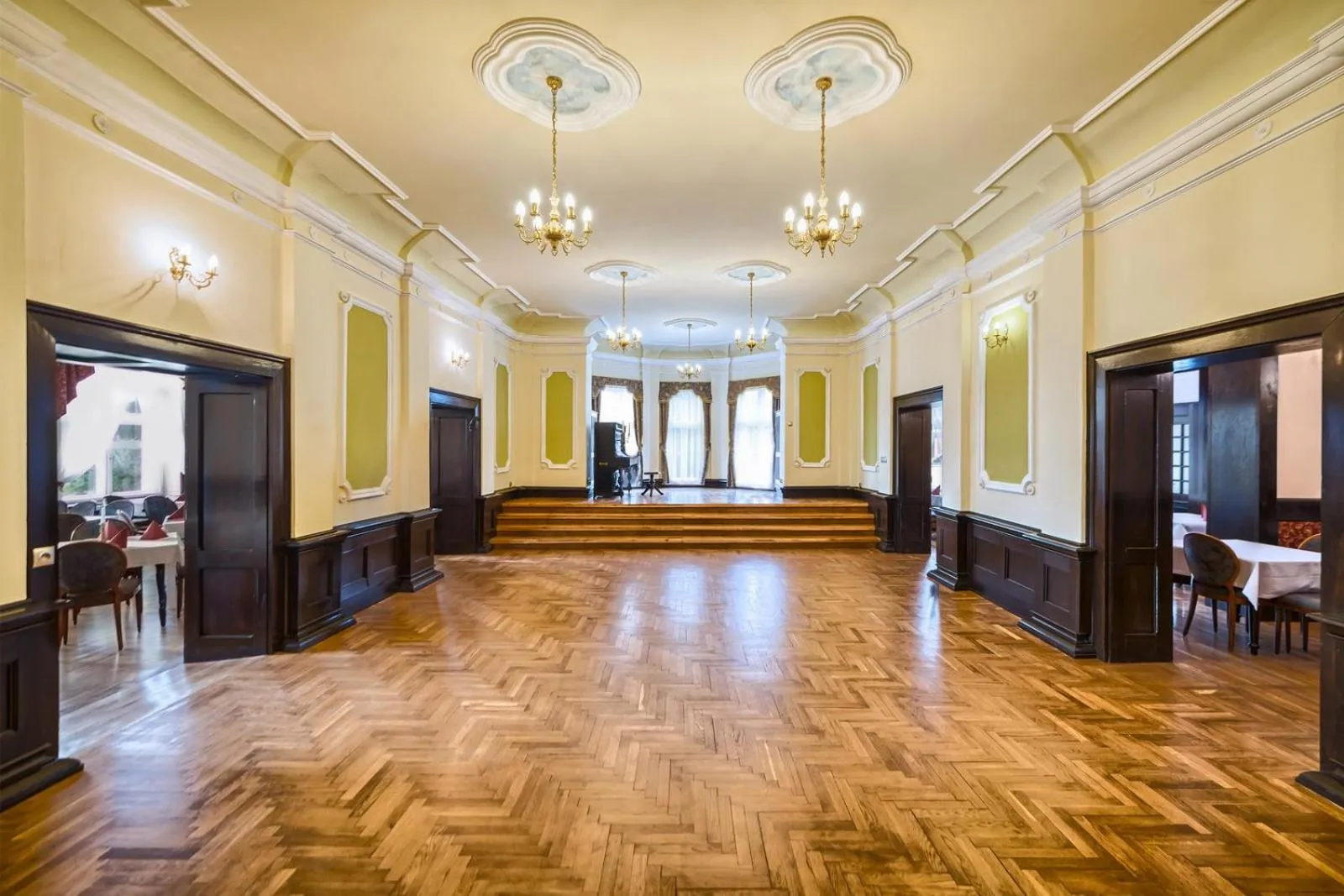 Banquet/Function facilities in Pałac Kłanino