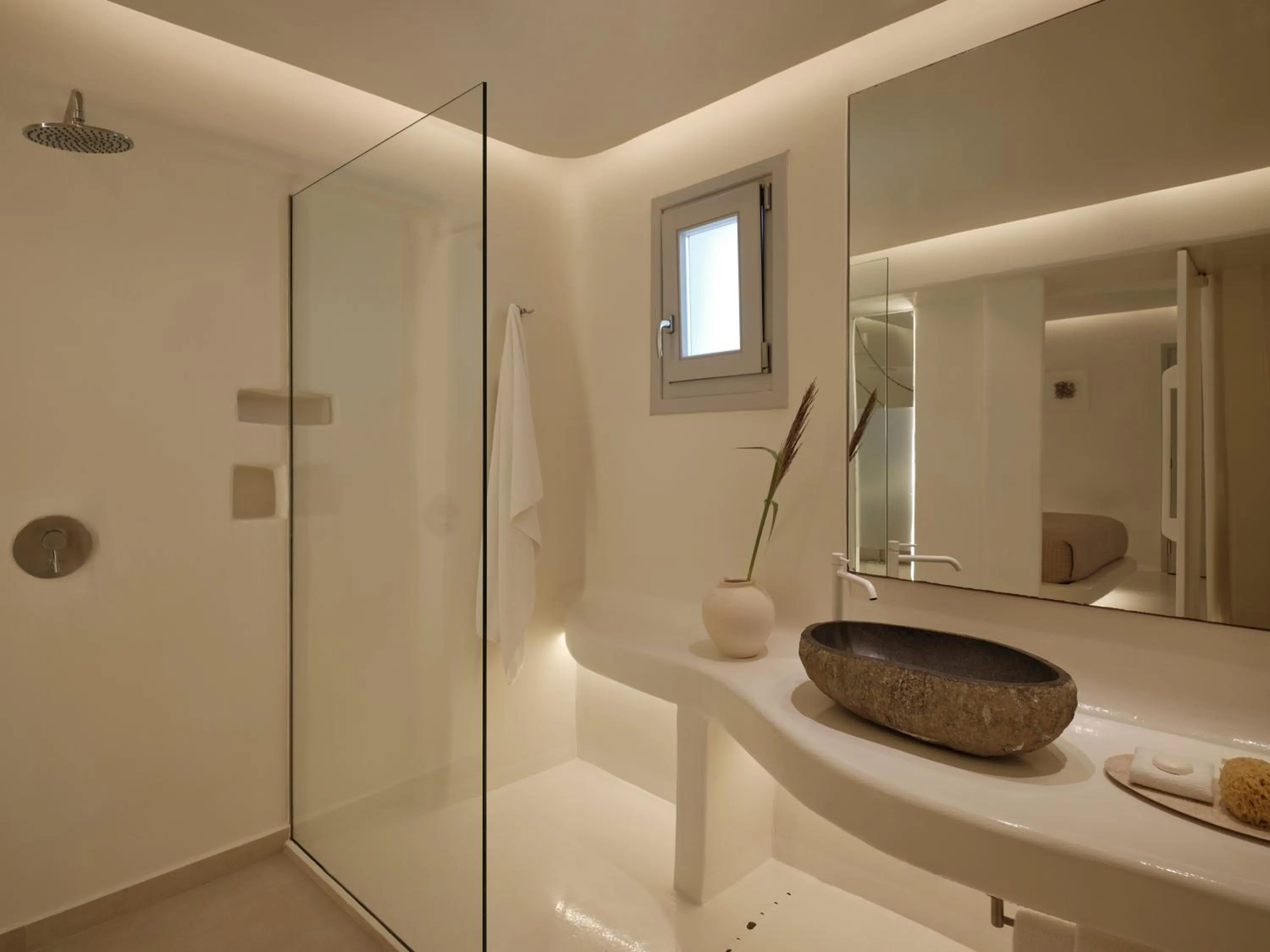 Bathroom in Andronikos Hotel